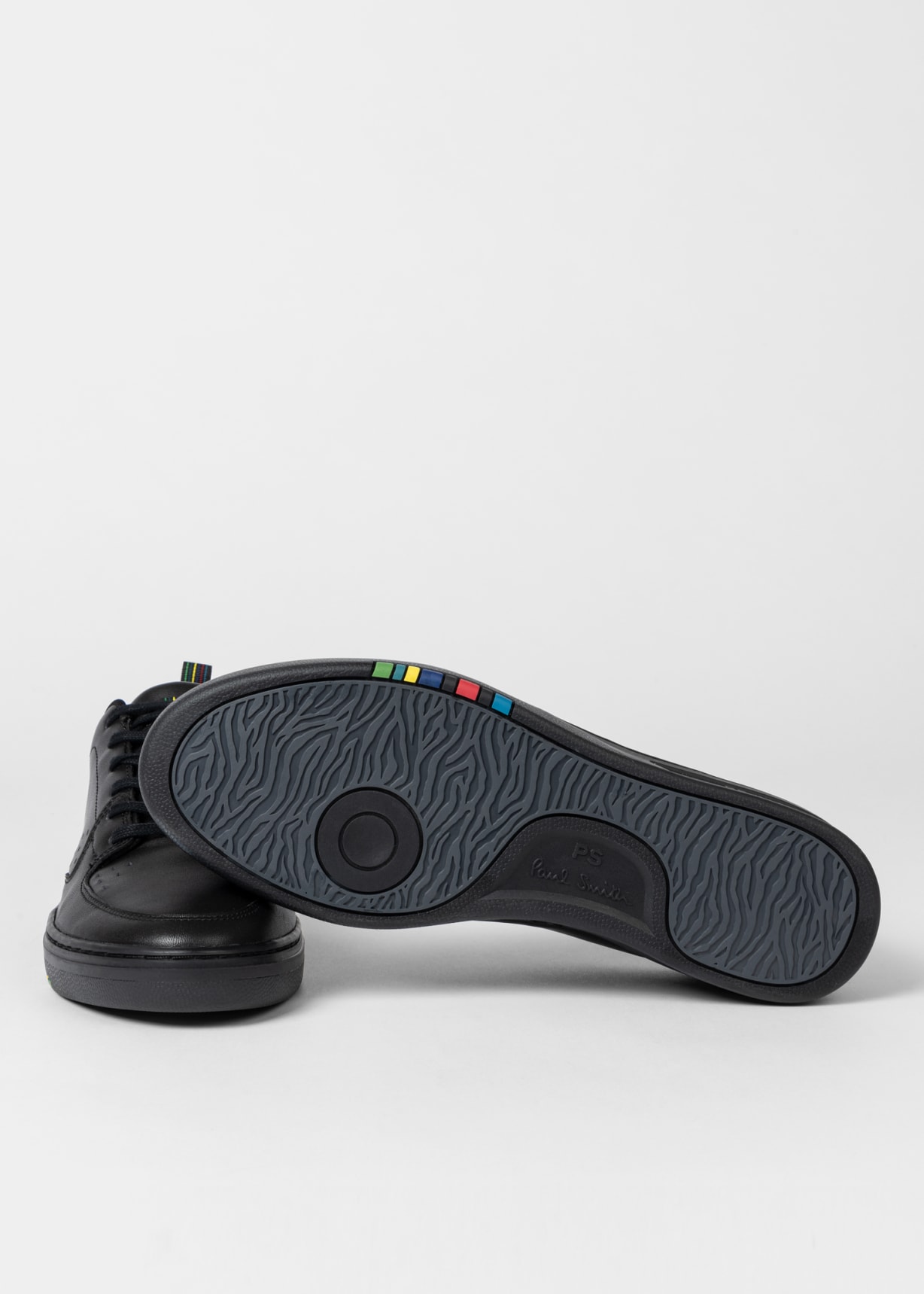 Men's Black Leather 'Cosmo' Sneakers