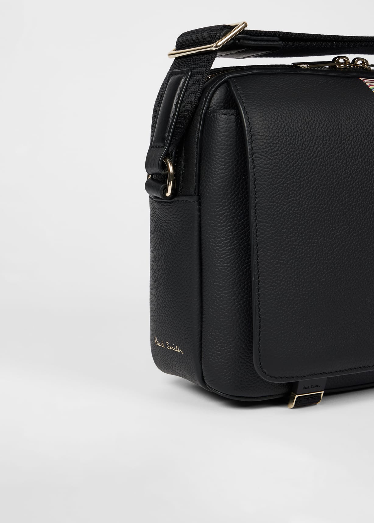 Men's Black Leather 'Signature Stripe' Trim Messenger Bag