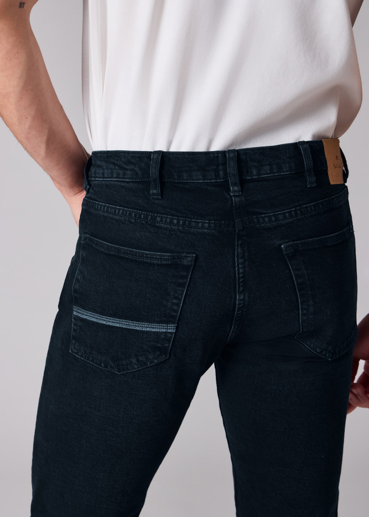 Men's Tapered-Fit Dark-Wash 'Blue Black Stretch' Jeans