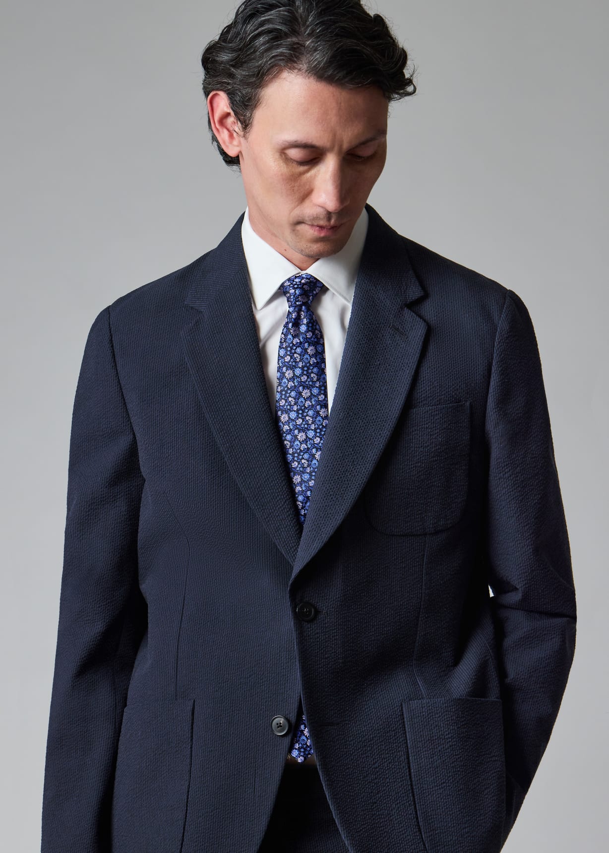 Men's Navy Cotton-Blend Seersucker Stripe Suit