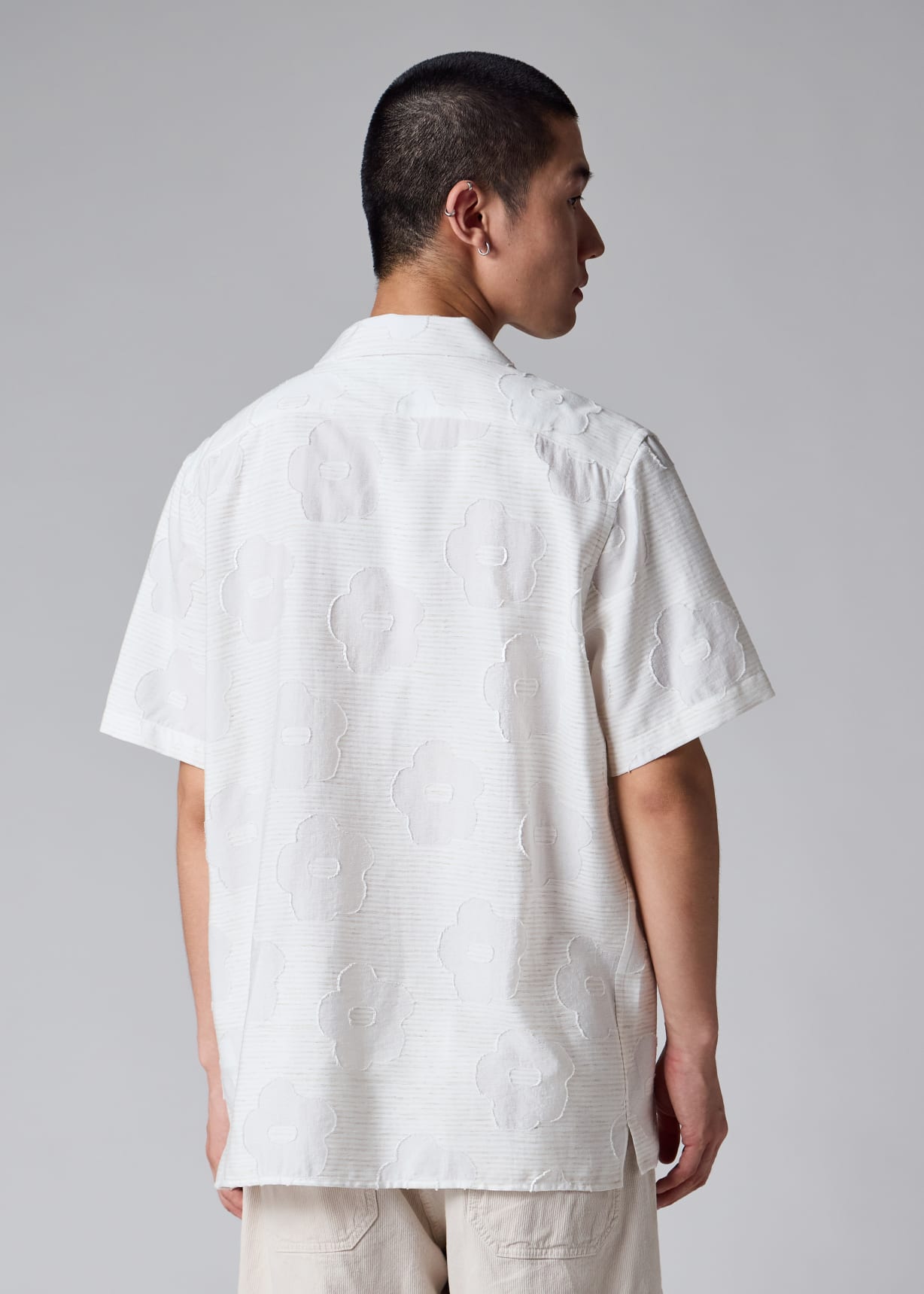 Men's Ecru 'Zine Floral' Fil Coupe Shirt