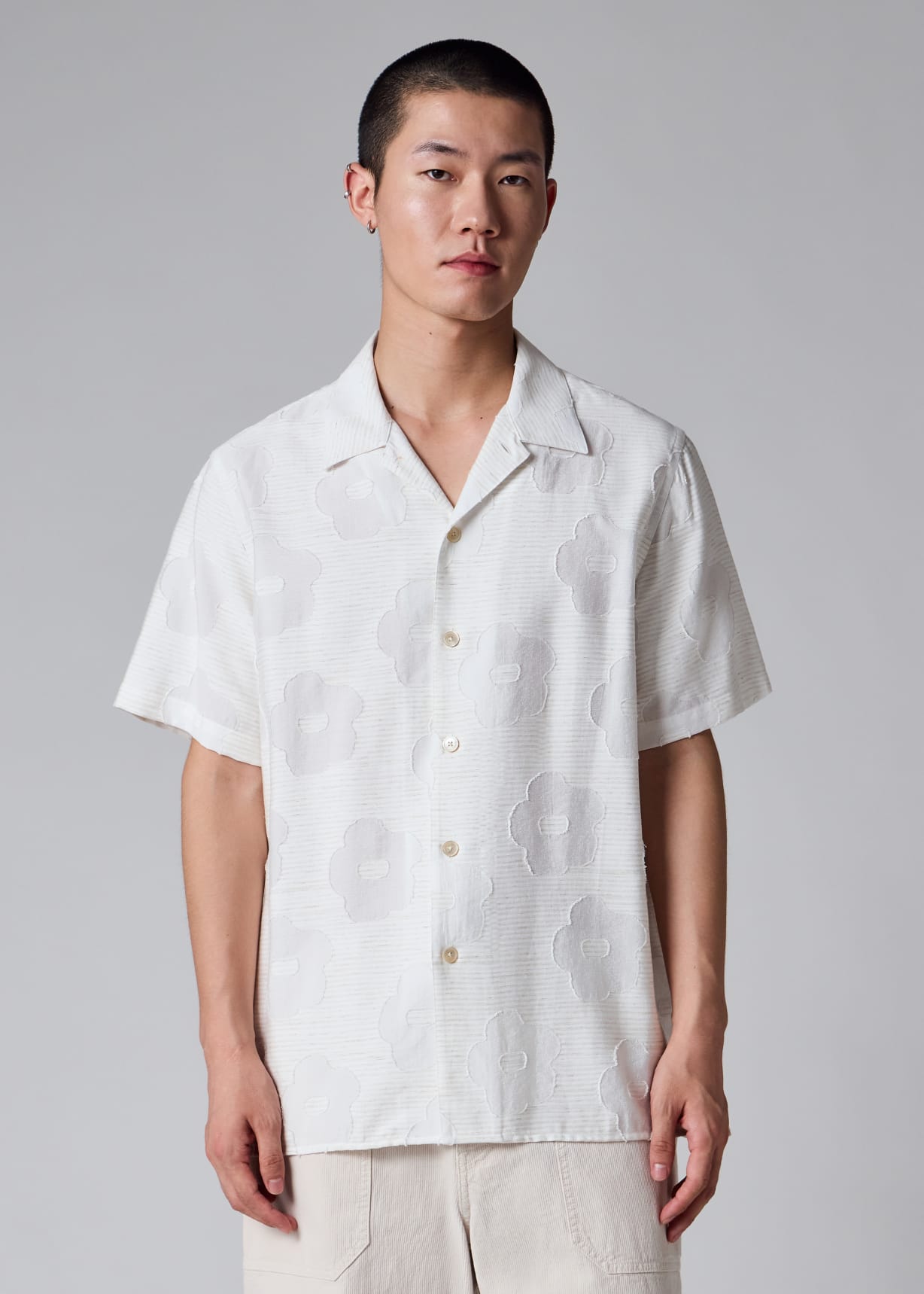 Men's Ecru 'Zine Floral' Fil Coupe Shirt