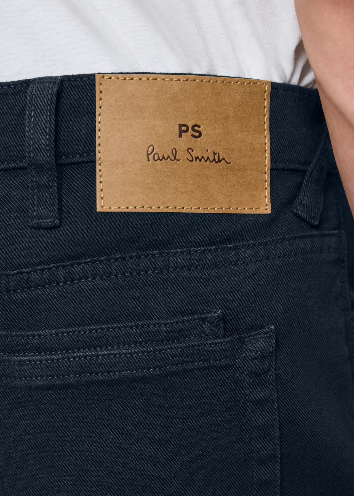 Men's Relaxed Tapered-Fit Navy Garment-Dyed Jeans