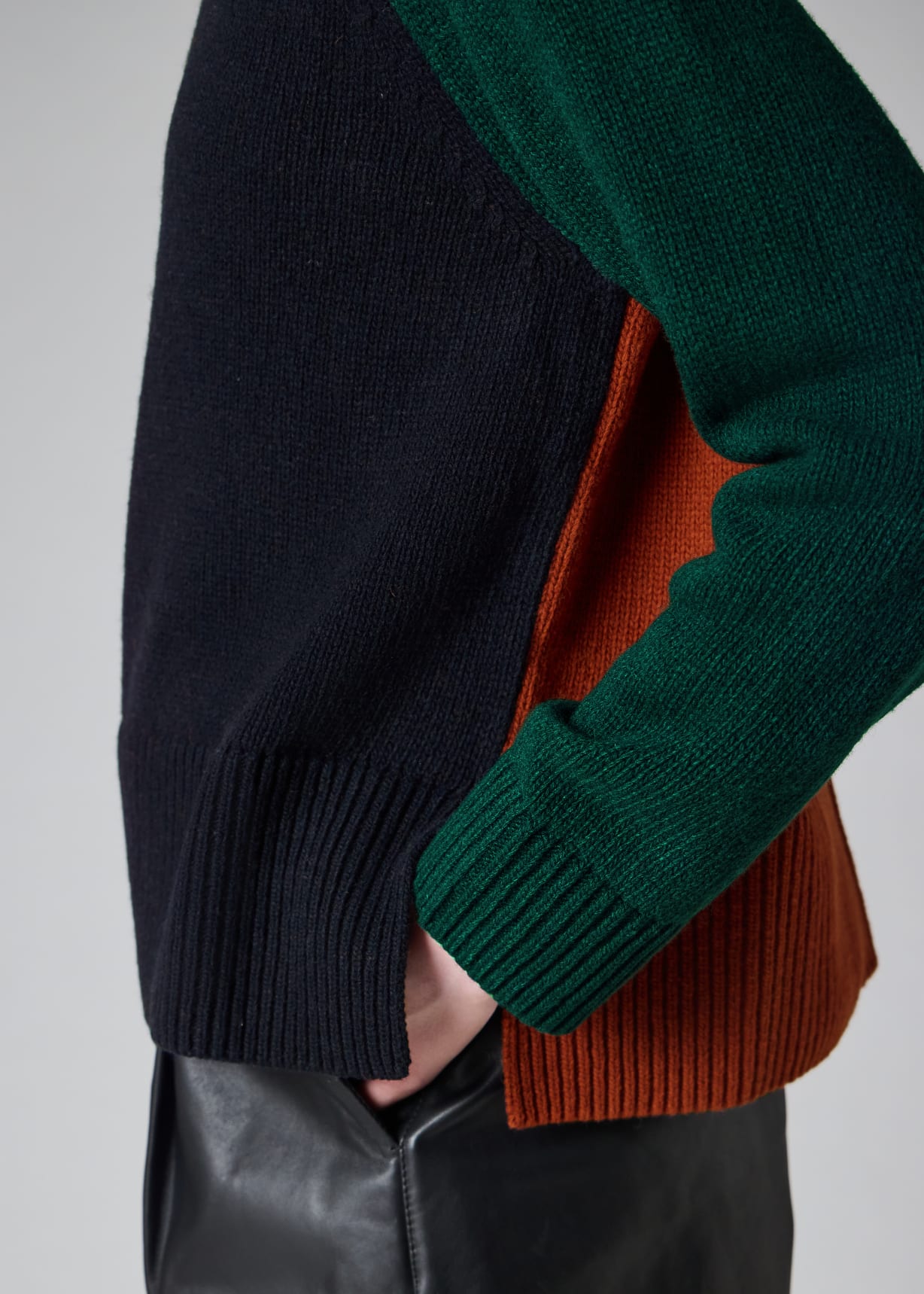 Paul Smith loves Barbour - Women's Navy Tyneside Sweater