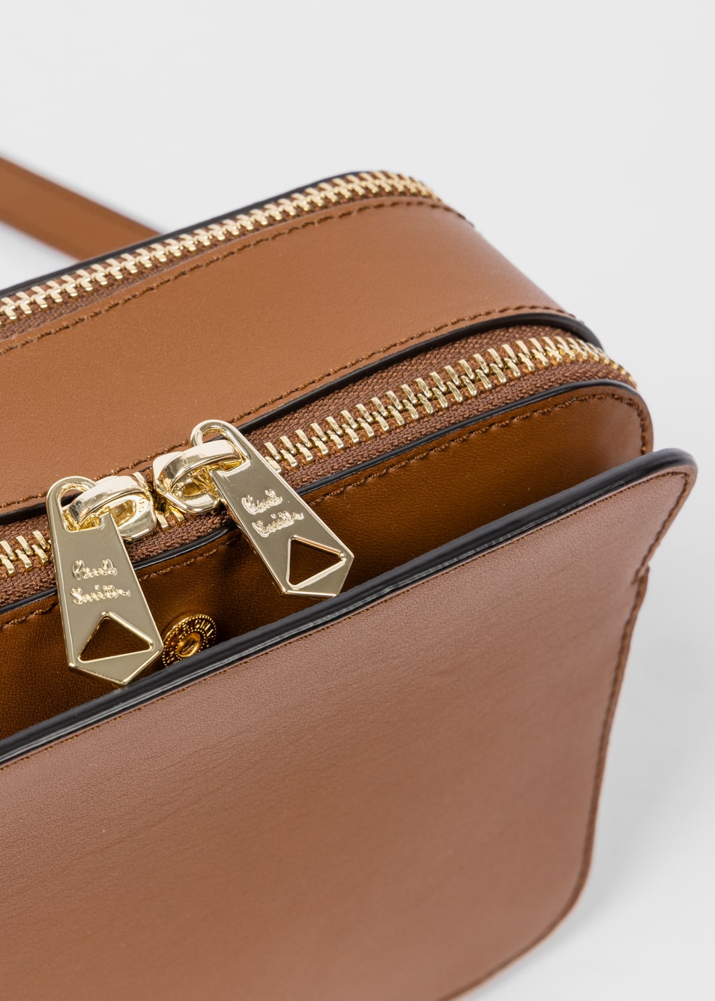 Model view - Women's Tan Leather 'Signature Stripe' Camera Bag