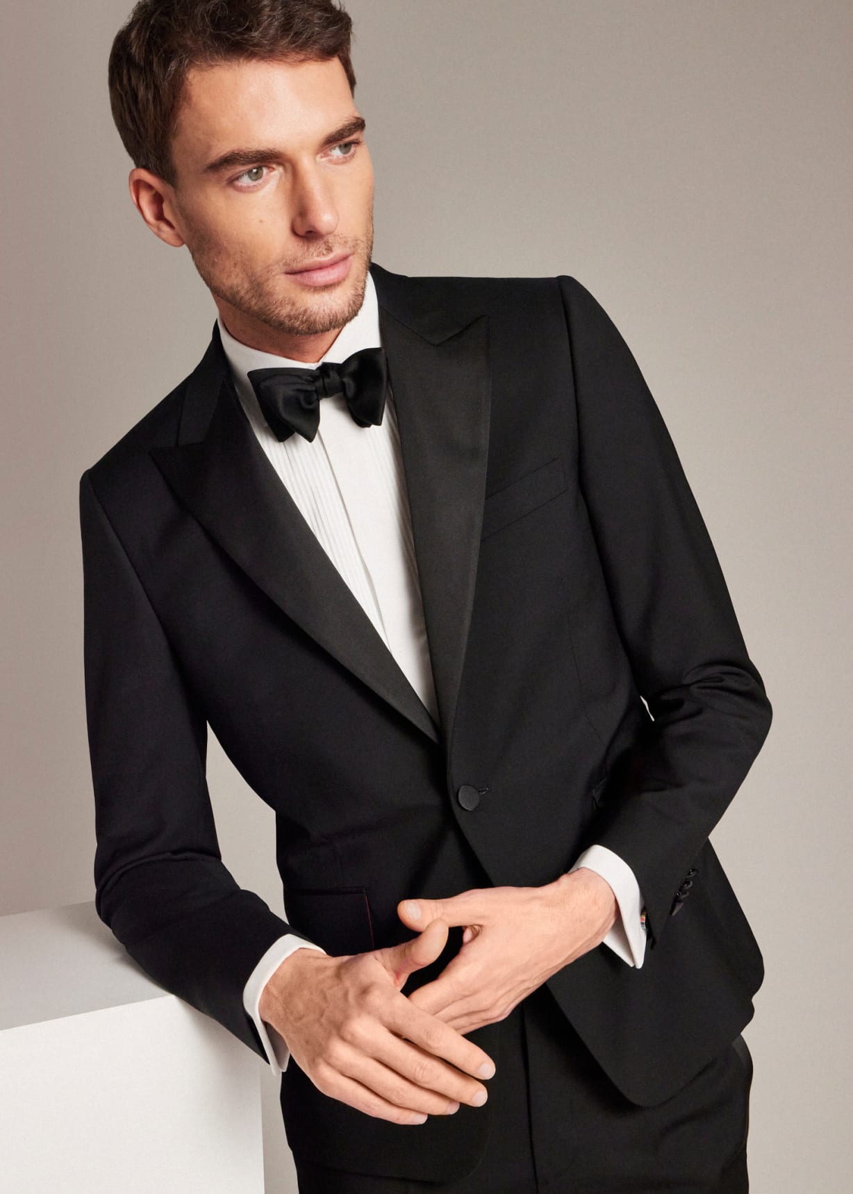 【新品】Paul Smith SOHO FIT ブラックスーツ The Soho - Men's Tailored-Fit Black Wool 'A Suit To Travel In'