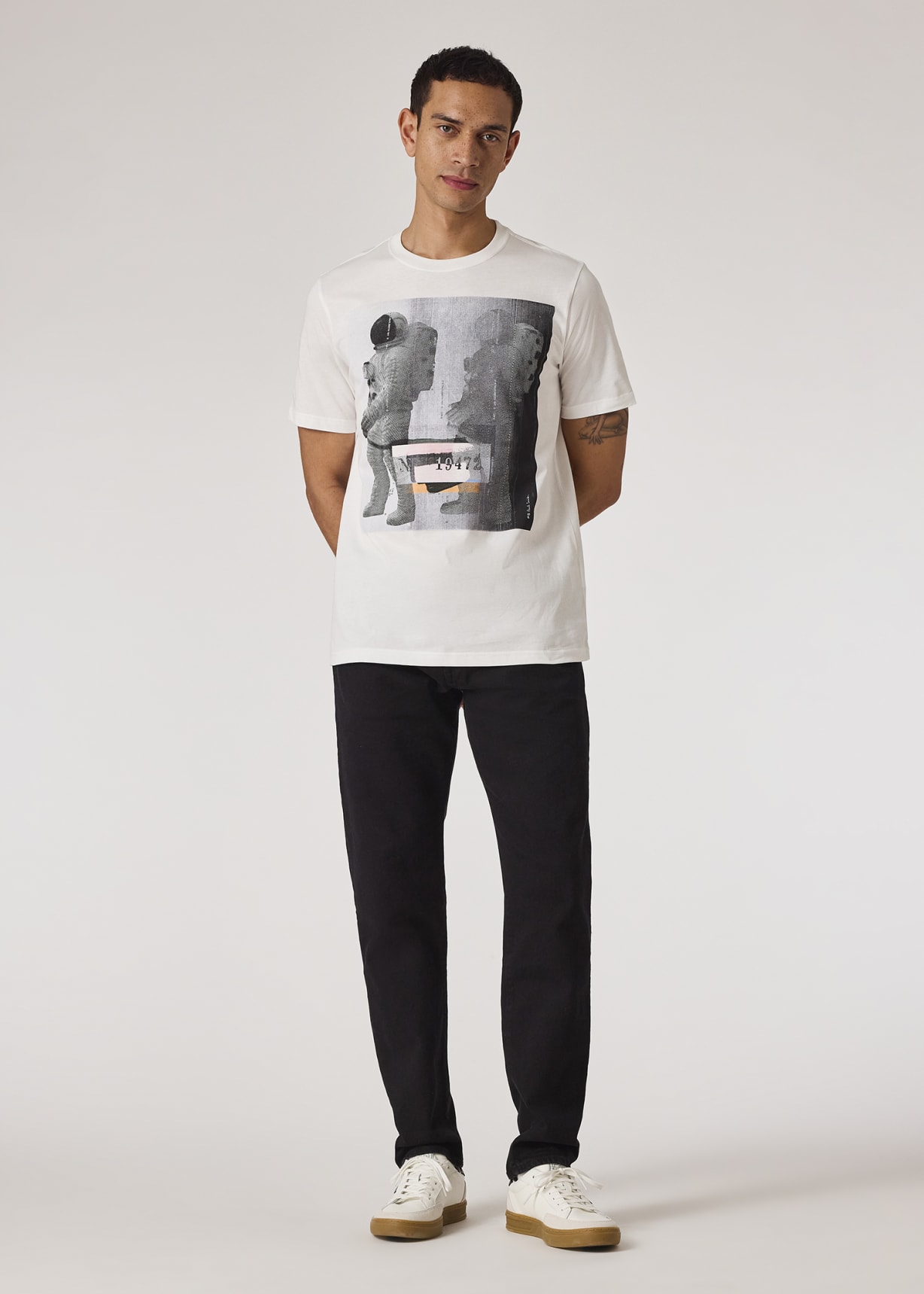 Tシャツ・カットソー PAUL SMITH Men T-shirt White M1R447ZMP01760 08 Men's White 'PS Logo' T-Shirt