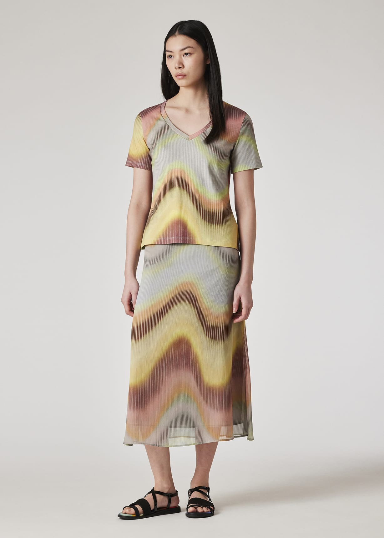 Women's 'Gradient Wave' Crinkle Georgette Midi Skirt