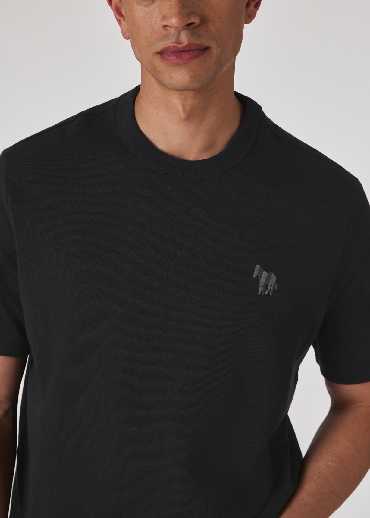 Paul Smith｜ (M2R 204ZE PP5111 79) Men's Dark Navy 'Broad Stripe Zebra' T-Shirt