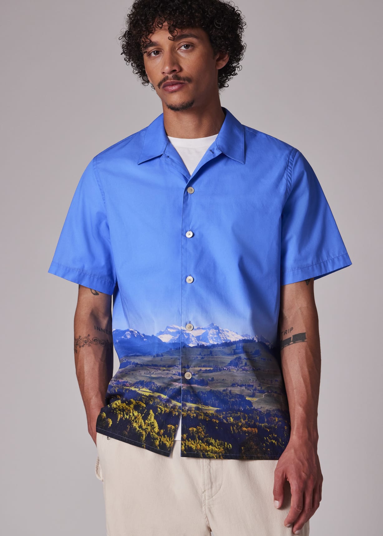Men's Blue Swiss Alps Print Short-Sleeve Shirt
