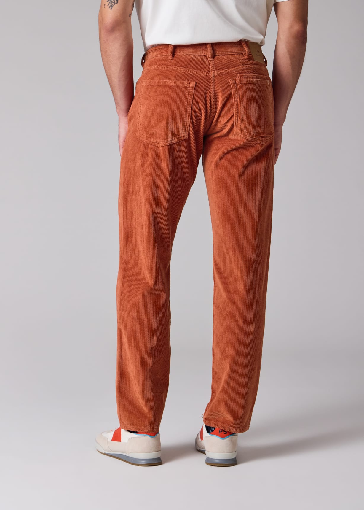 PS Paul Smith オレンジ コーデュロイ チノパン Men's Relaxed Tapered-Fit Rust Orange Corduroy Trousers