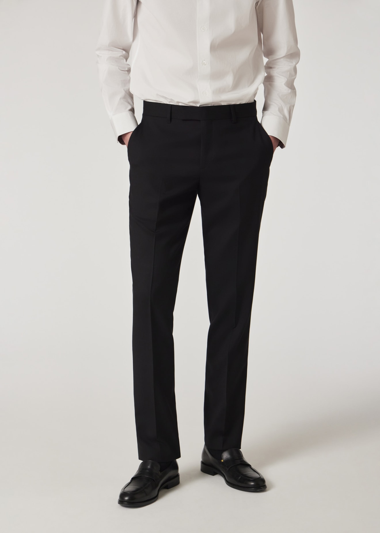 Model View - The Soho - Tailored-Fit Black Wool 'A Suit To Travel In' Paul Smith