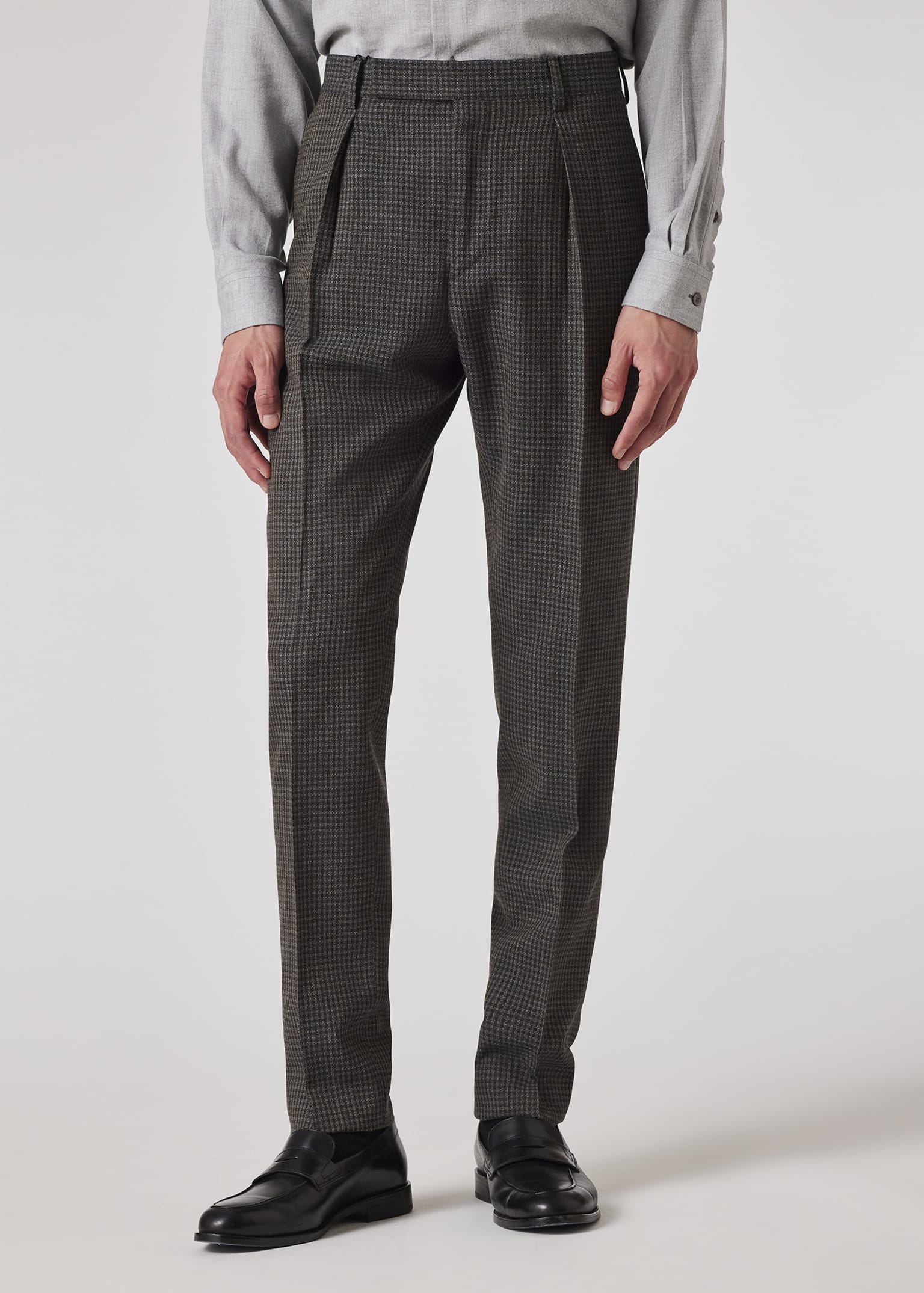 Men's Green Gingham Check Tapered-Fit Pleated Stretch-Wool Trousers