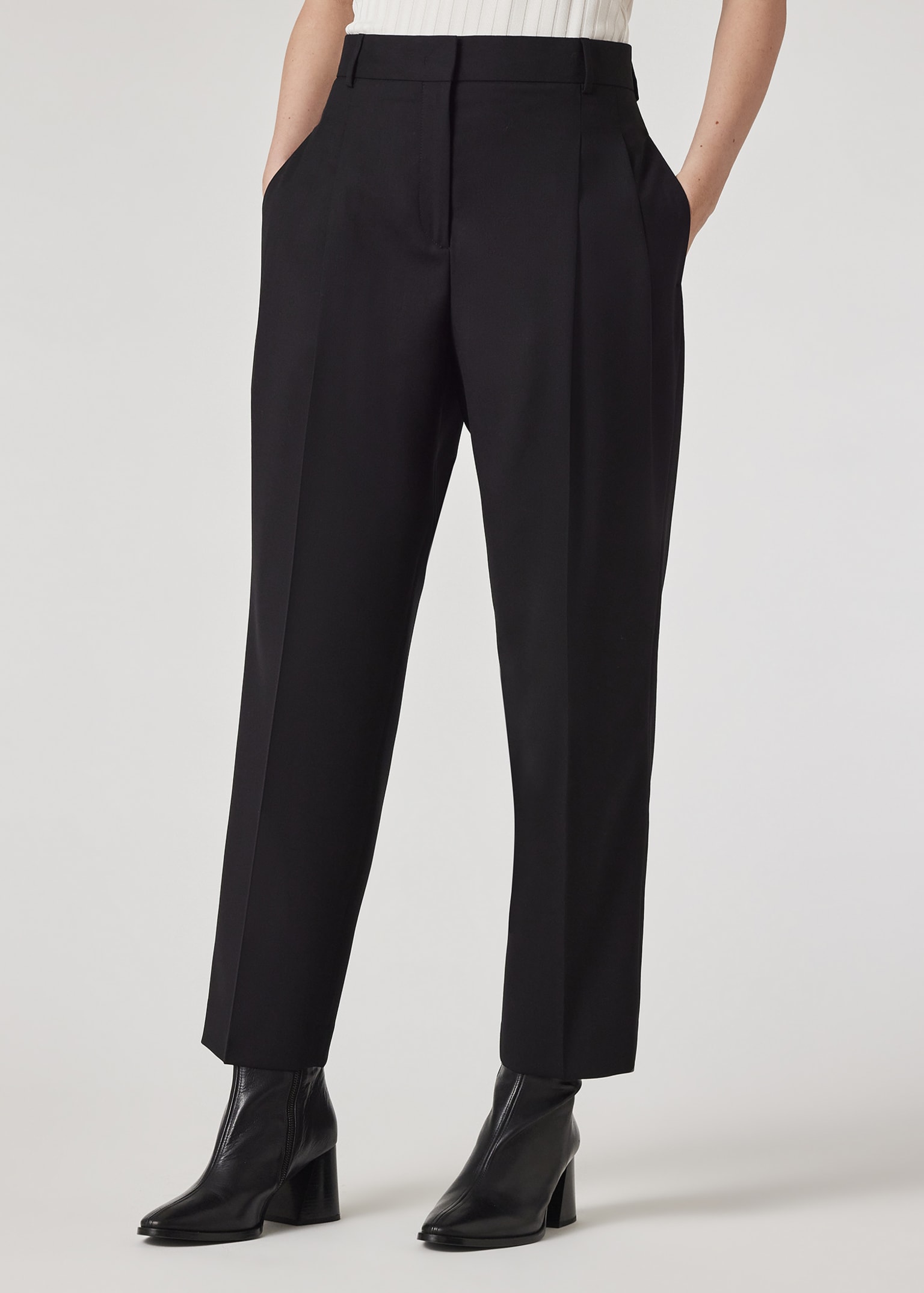 Women's 'A Suit To Travel In' Black Wool Twill Pleated Trousers