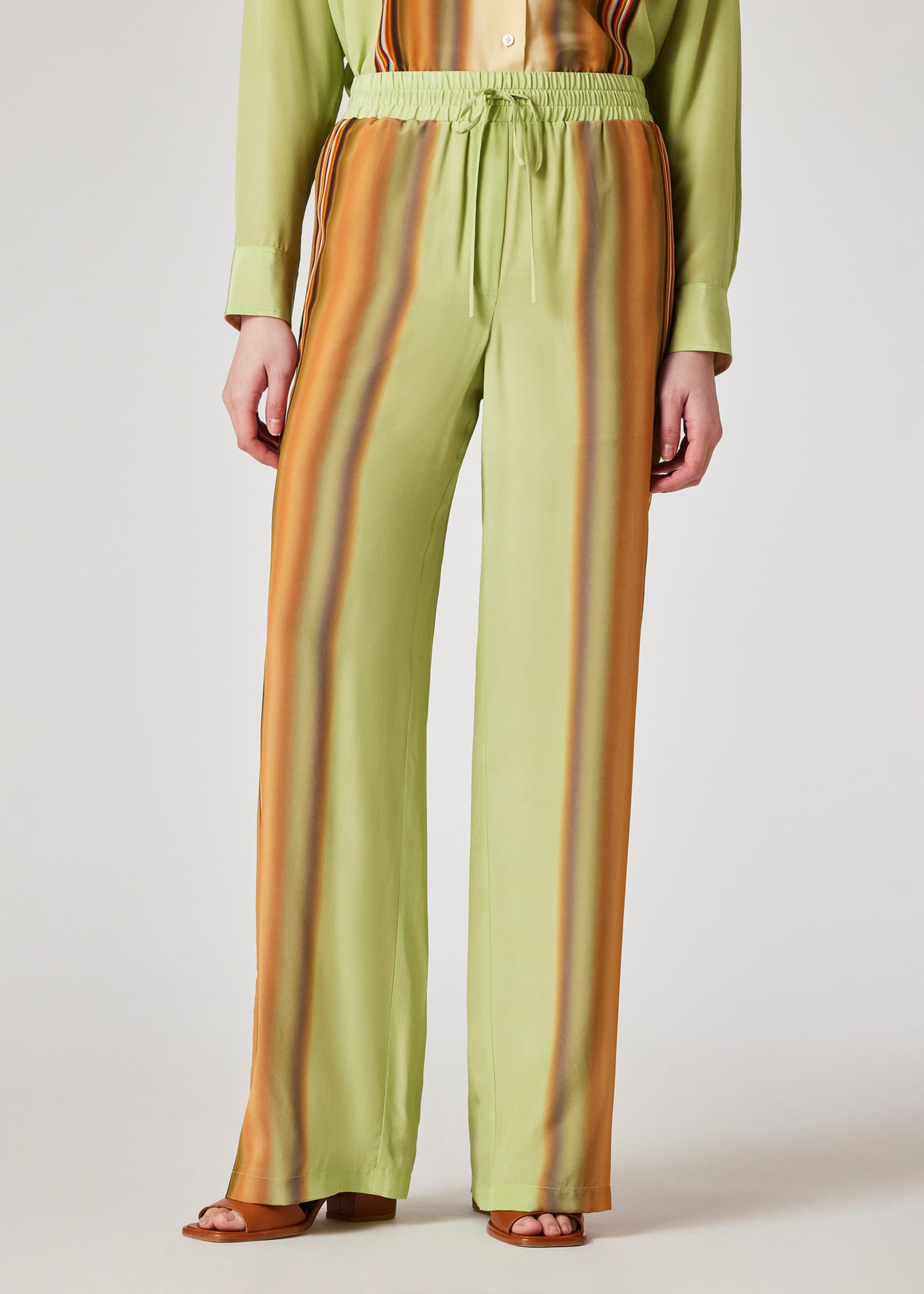 パンツ PAUL SMITH Woman Pants Acid Green W1R264TN00001 32 PS PAUL SMITH Women's Leather Trousers, Very Dark Green, 38