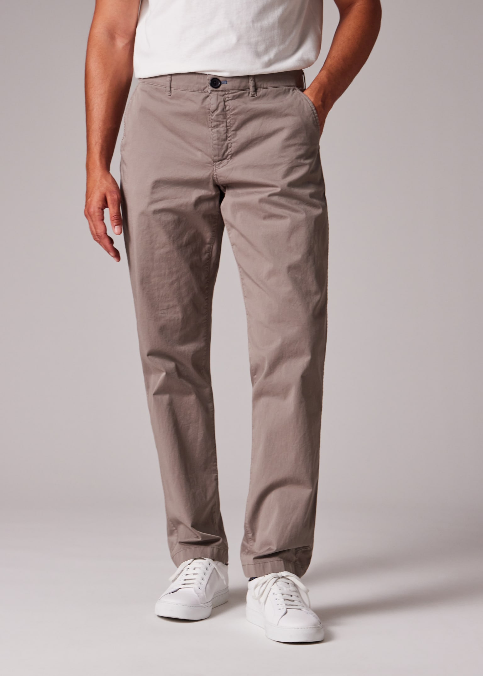 Men's Tapered-Fit Taupe Stretch-Cotton Chinos