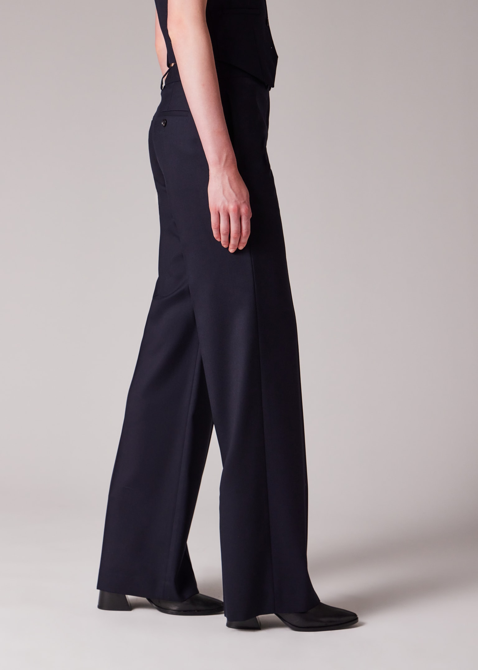 パンツ PAUL SMITH Women Straight Pants W1R 255T N00001 49 Blue Women's 'A Suit To Travel In' - Navy Wool Bootcut Trousers