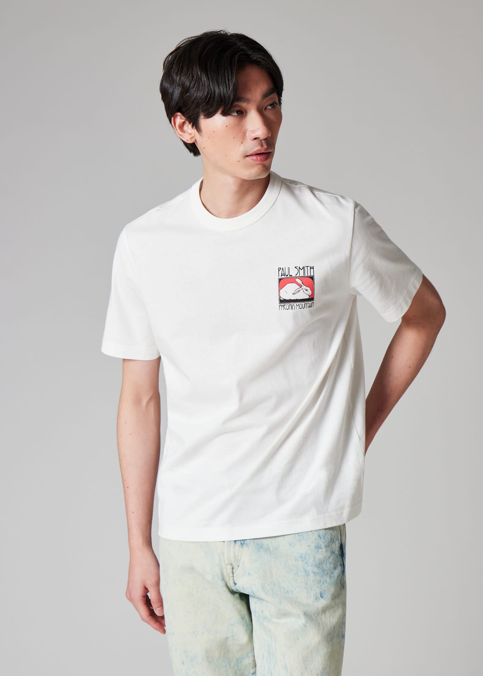 Men's Ecru 'Phoenix Mountain' Print T-Shirt