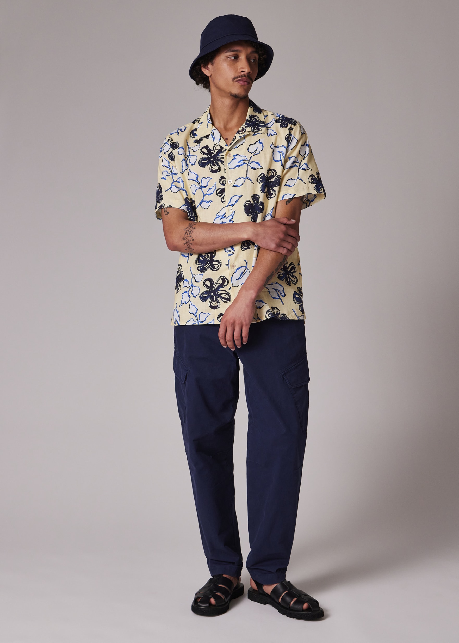 Men's Pale Yellow 'Yukka' Print Short-Sleeve Shirt