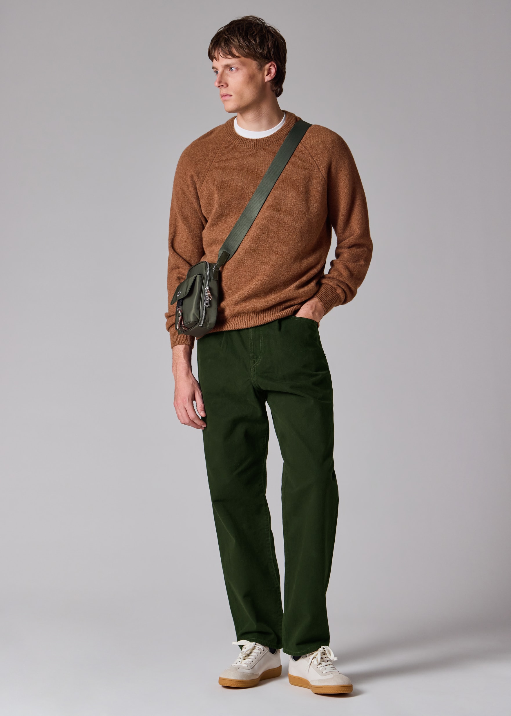 Men's Relaxed-Fit Dark Green Pleat-Front Jeans