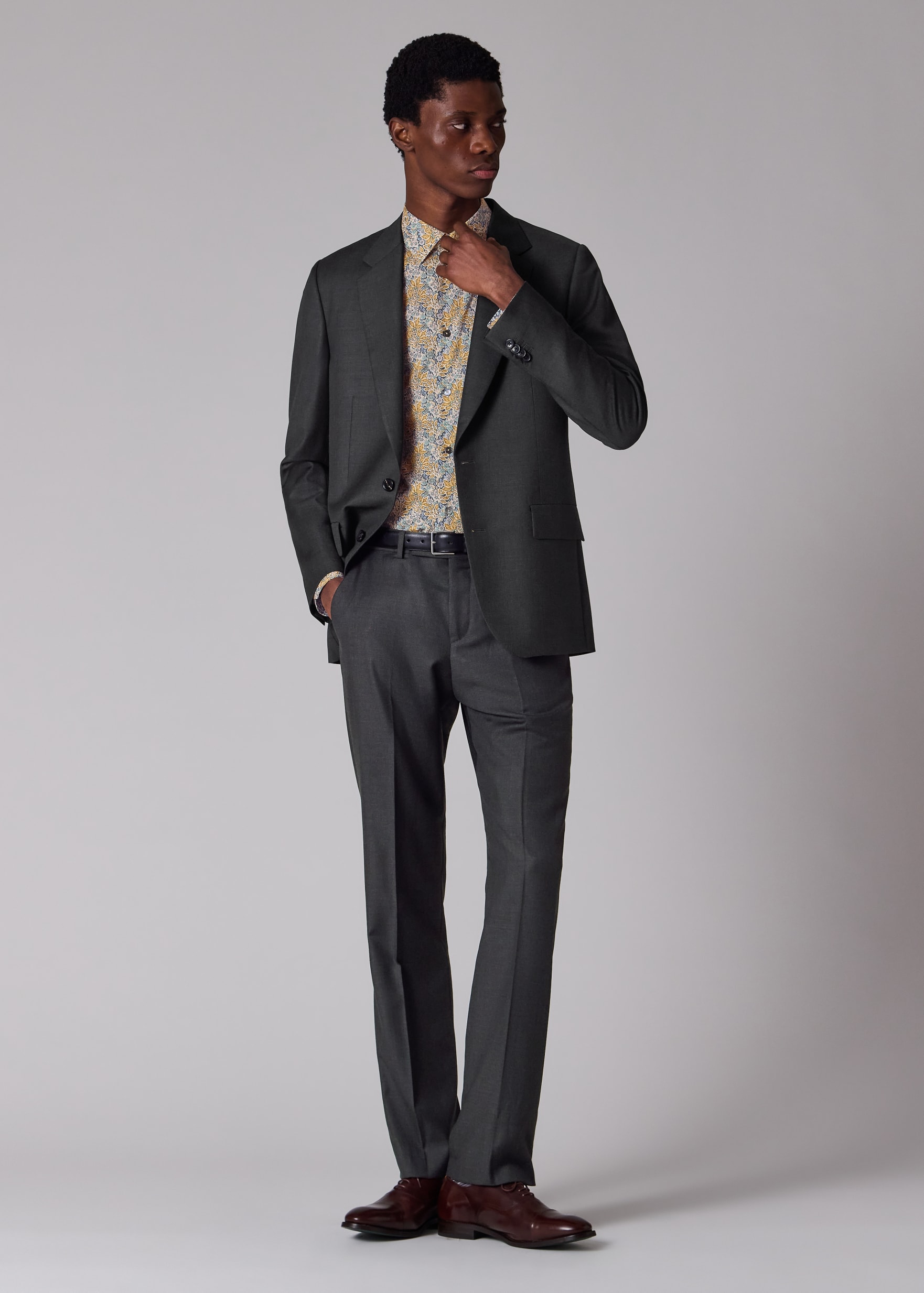 Men's Classic-Fit Black Sharkskin Wool Suit