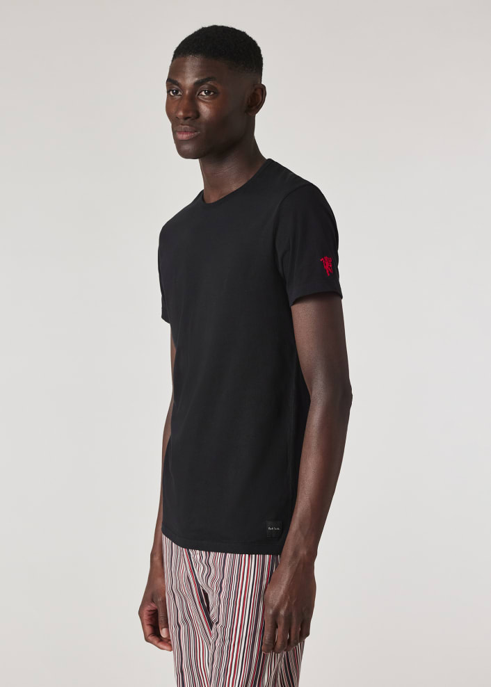 Damespyjama van badstof, met manchetten in elegante