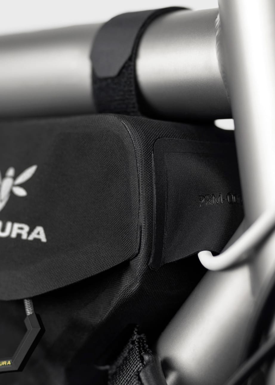 Detail View - 'Racing' Frame Pack Cycling Bag by Apidura Paul Smith