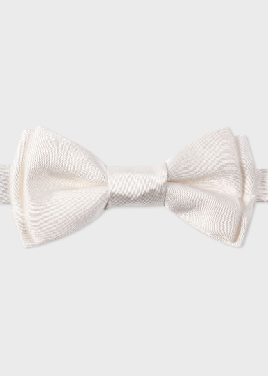 Front View - White Pre-Tied Silk Bow Tie Paul Smith