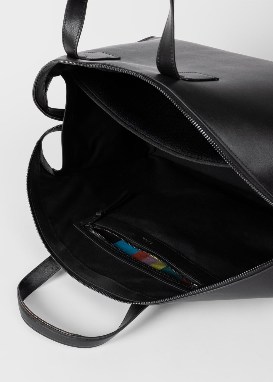 Detail View - Black Grained Leather Holdall Bag Paul Smith