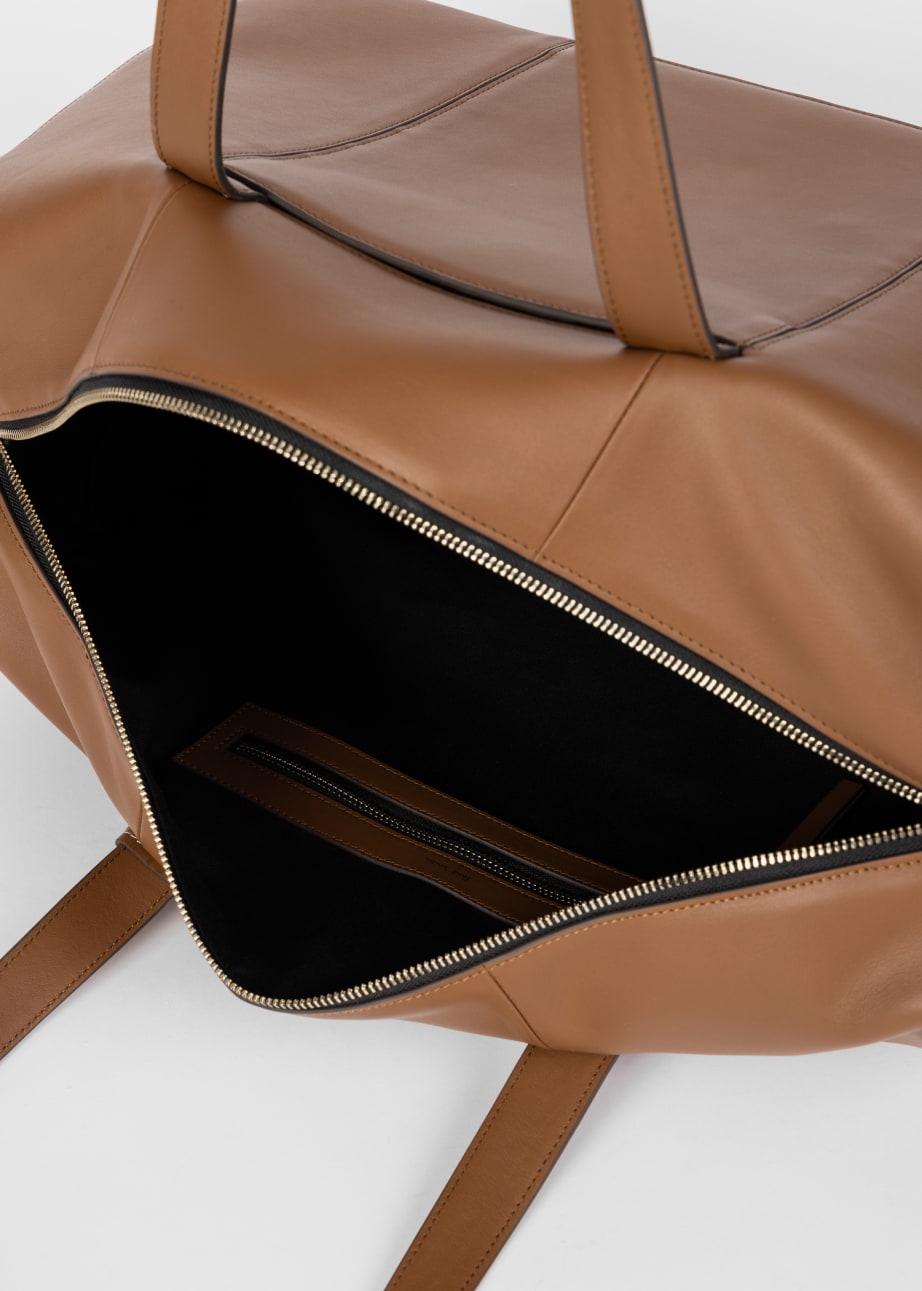 Detail View - Tan Leather Holdall Paul Smith