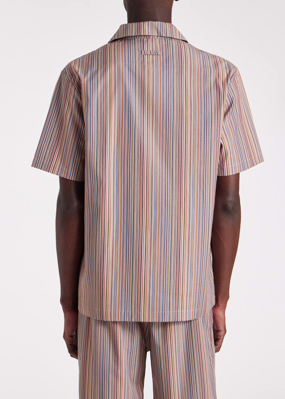 Model View - Signature Stripe' Short Pyjama Set Paul Smith