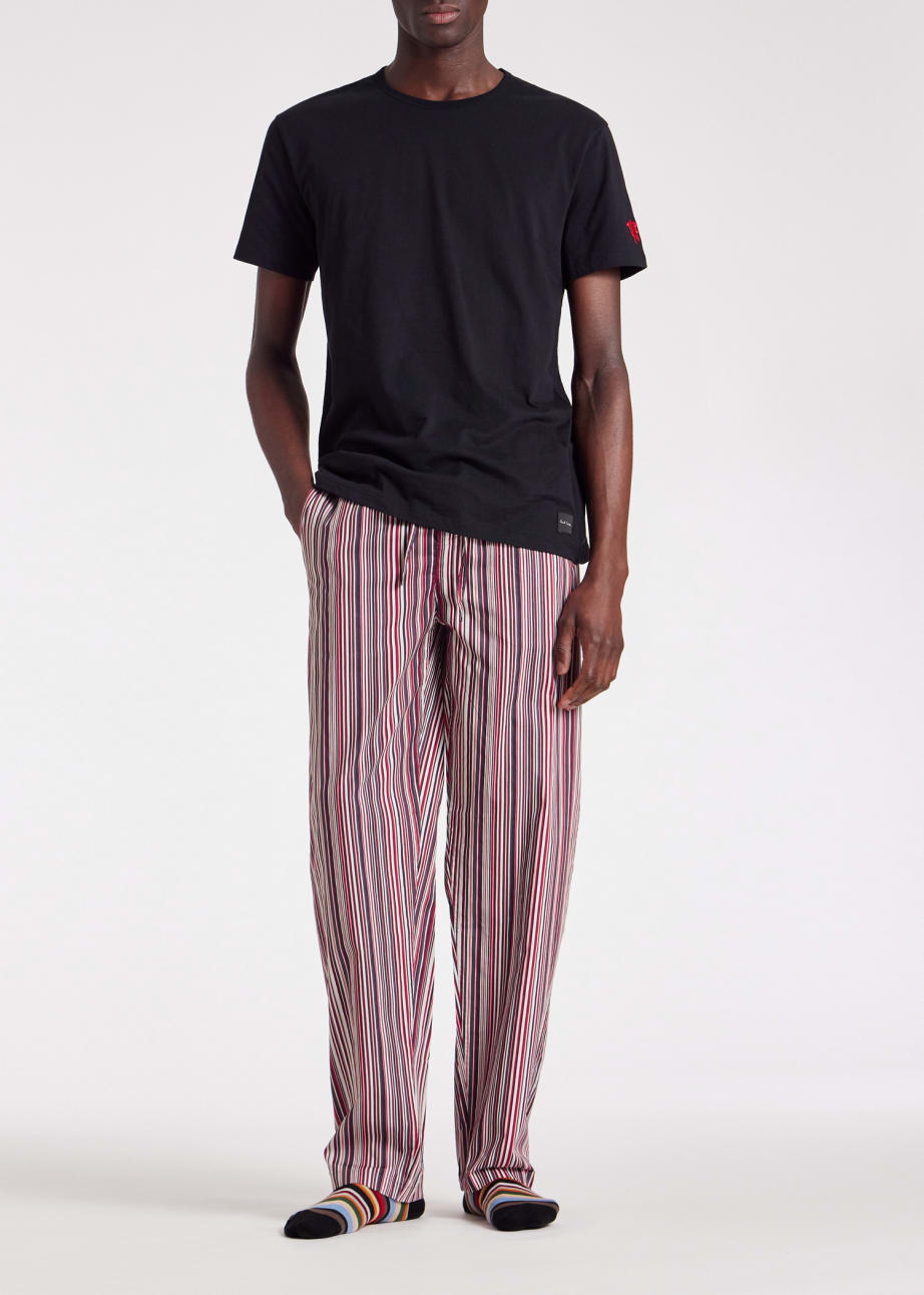 Model View - Paul Smith & Manchester United  - 'Signature Stripe' Pyjama T-Shirt Set Paul Smith