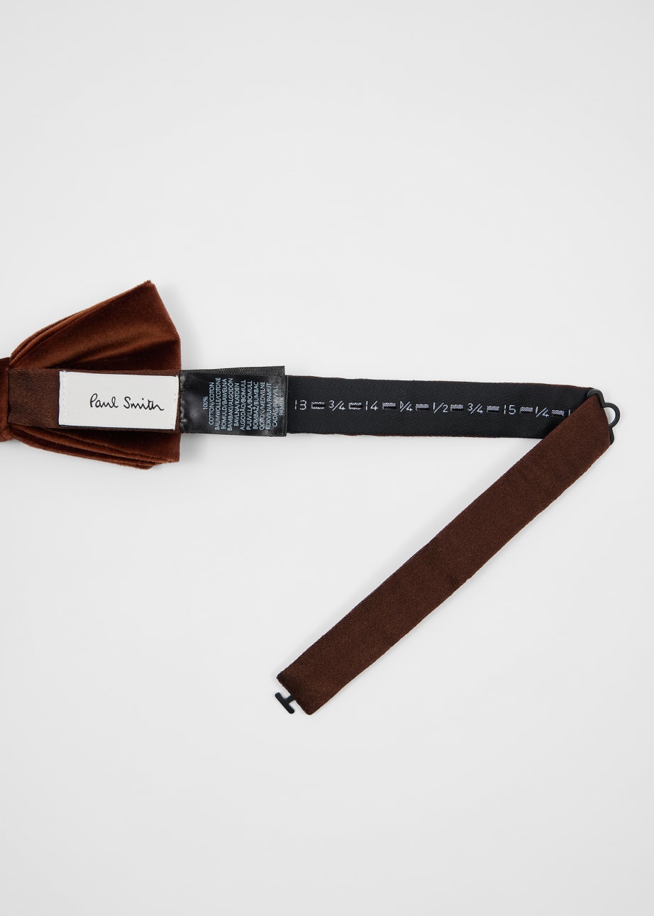 PAUL SMITH Mens  Solid Pre-Tied Satin Bow Tie