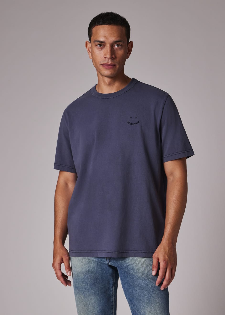 Tシャツ・カットソー Paul Smith SS22 HAPPY HAPPY T-SHIRT (M2R/226T/HP3223_02) Men's Charcoal Pigment Dyed 'Happy' T-Shirt