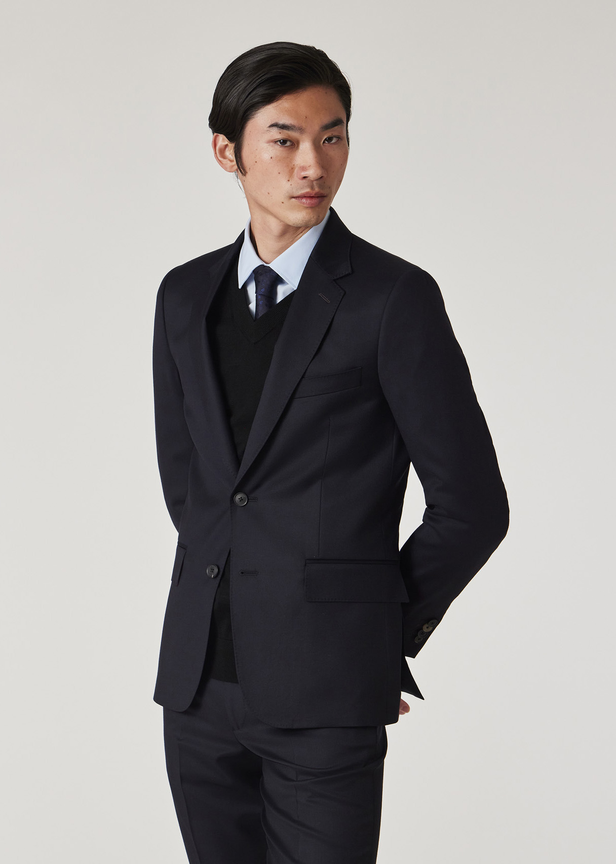 Tailored-Fit Navy Wool Twill Two-Button Suit thumbnail 3