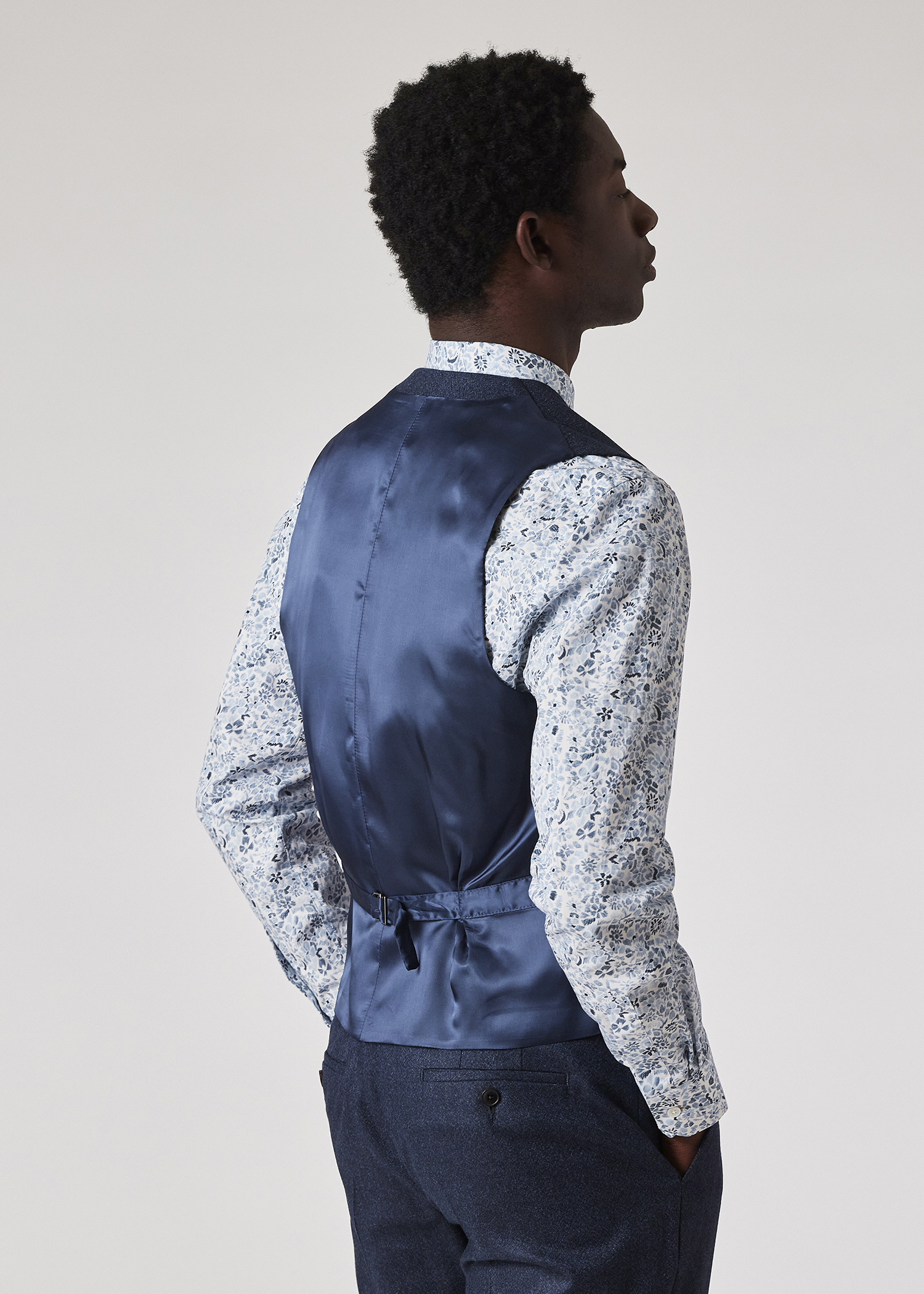 The Soho - Tailored-Fit Navy Capolavoro Tweed Three-Piece Suit thumbnail 5