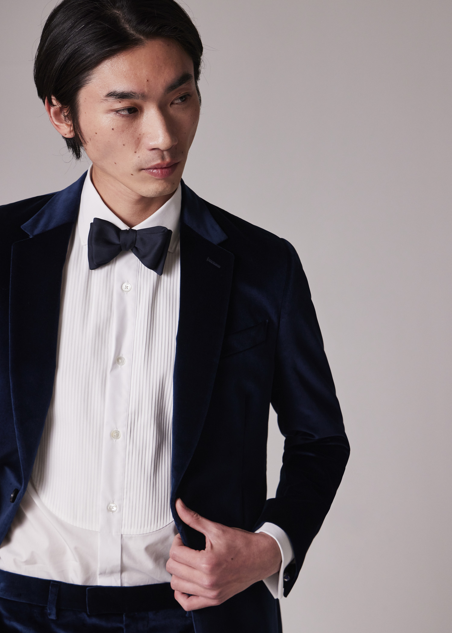 The Soho - Tailored-Fit Navy Velvet Blazer thumbnail 4