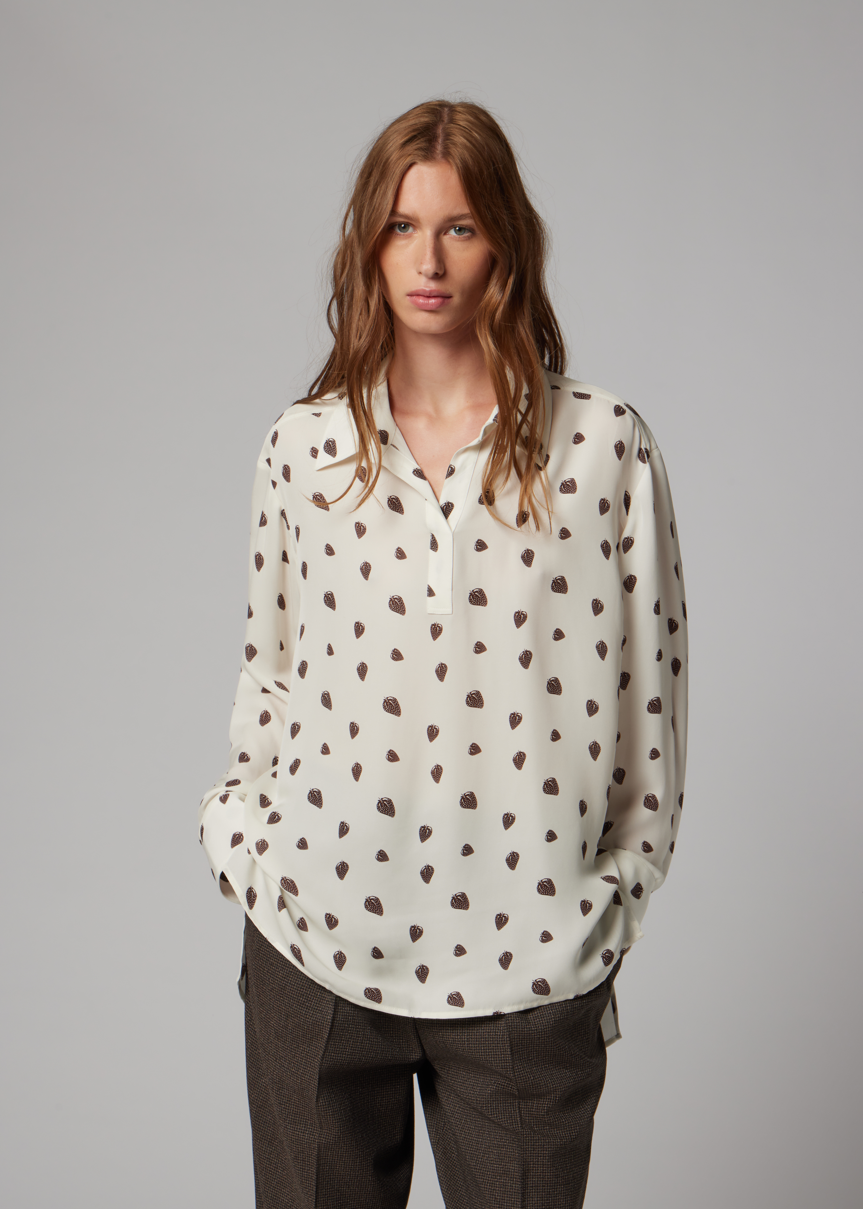 Paul Smith Women's Cream 'Strawberry' Silk-Blend Dropped Hem Shirt ...