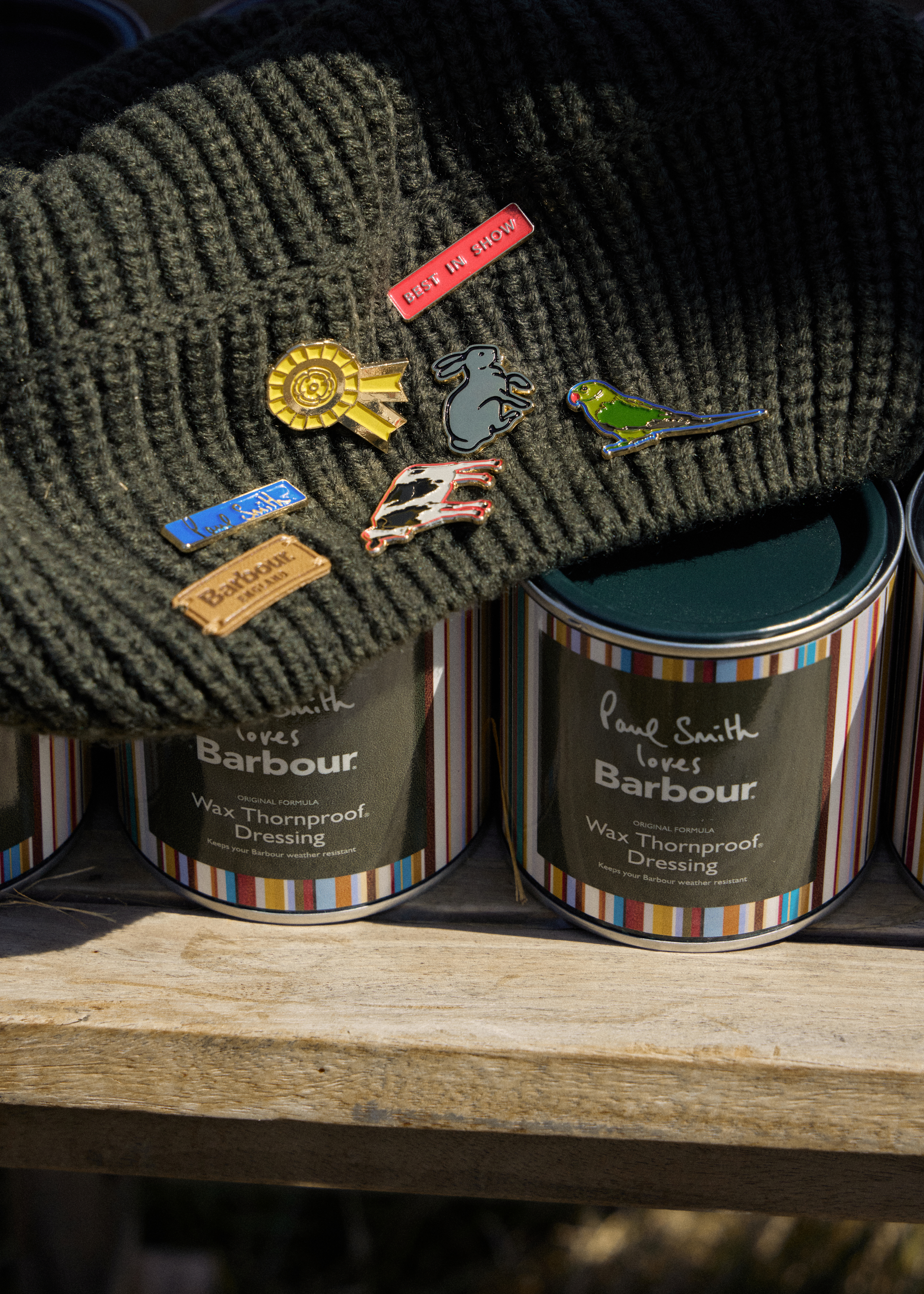 Paul Smith loves Barbour - Rosette Pin Badge