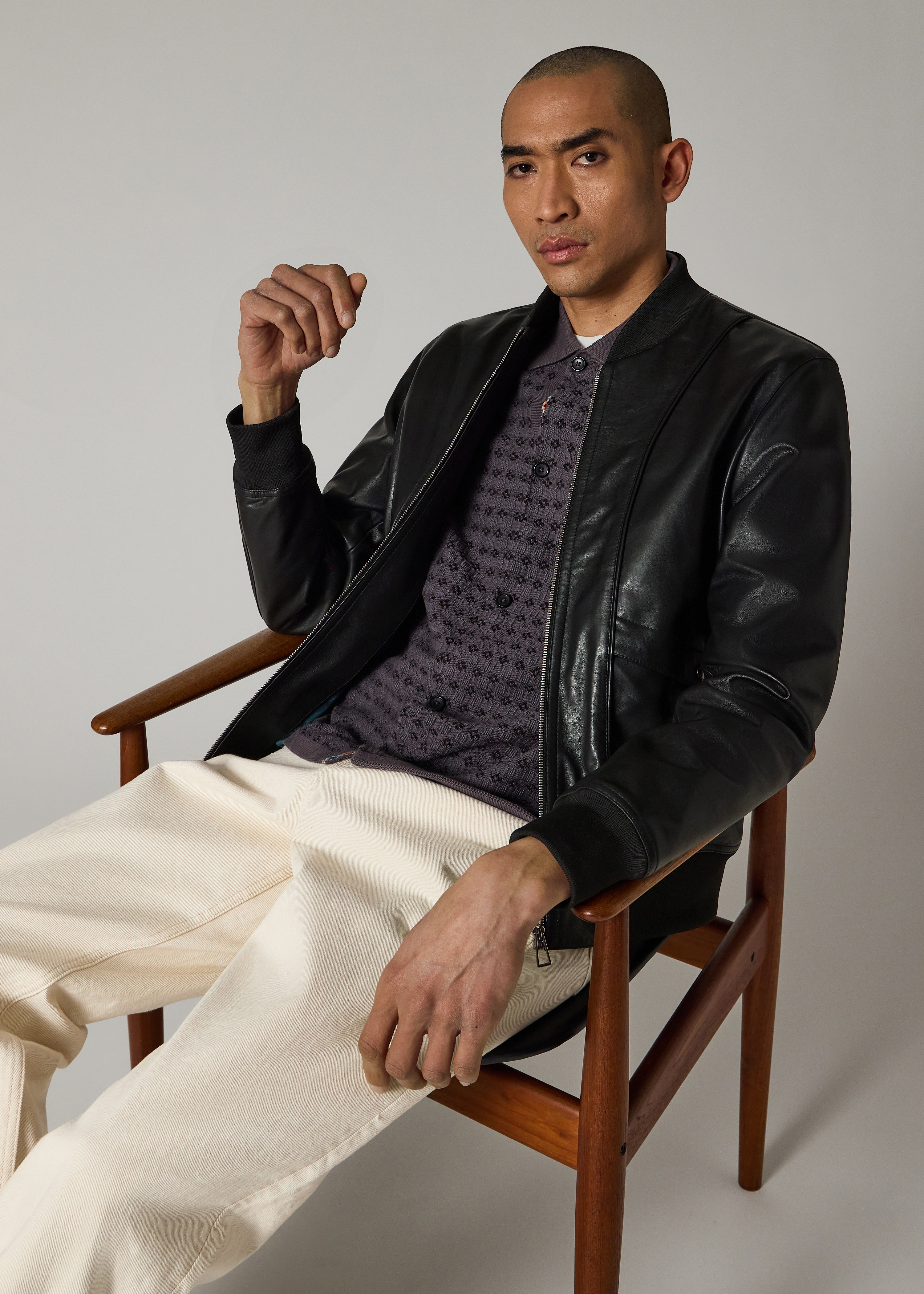 ジャケット・アウター Paul Smith cut-off leather jacket riri Men's Black Leather Zip-Front Bomber Jacket