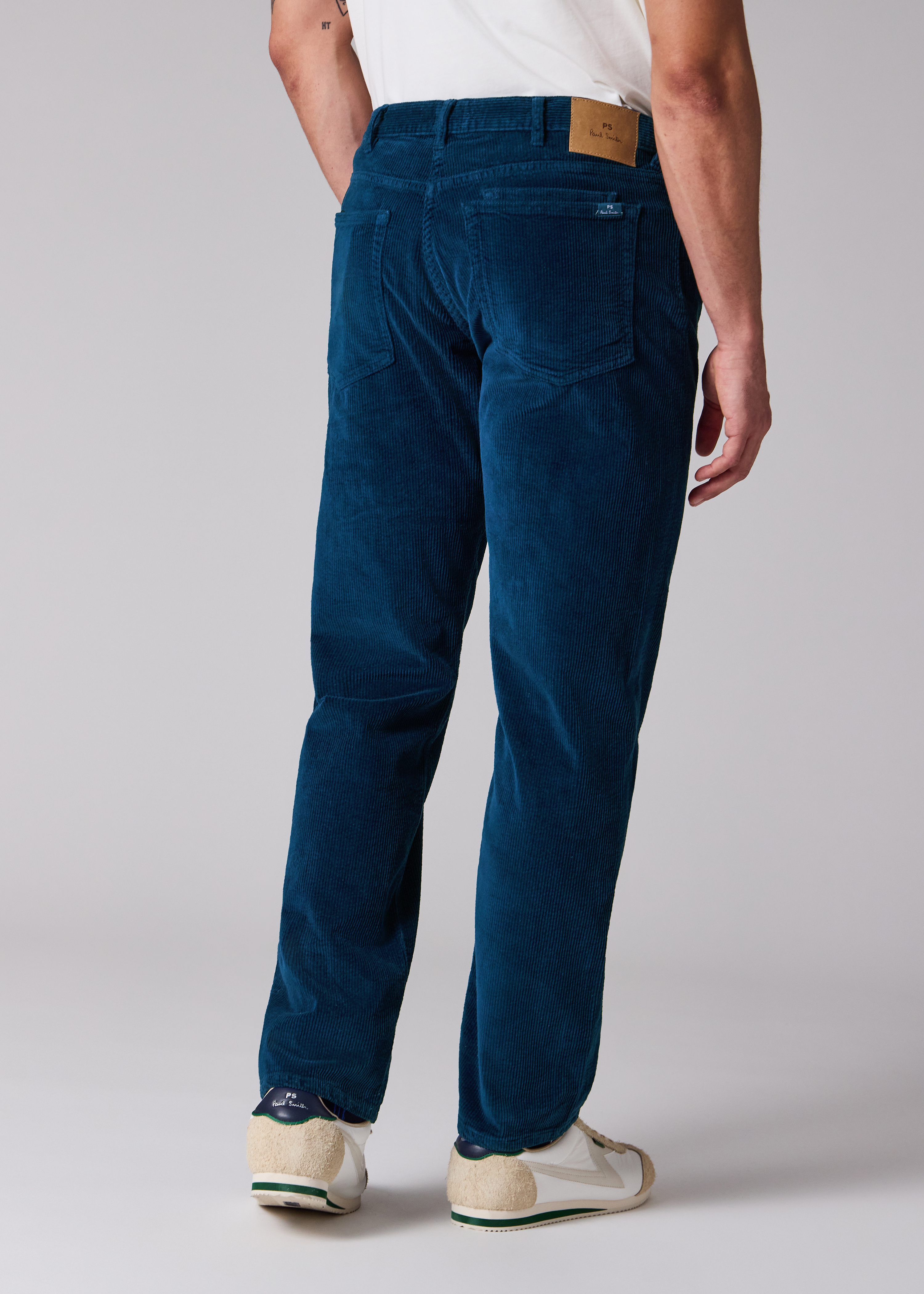 Men's Relaxed Tapered-Fit Dark Blue Corduroy Trousers Men's Relaxed Tapered-Fit Dark Blue Corduroy Trousers