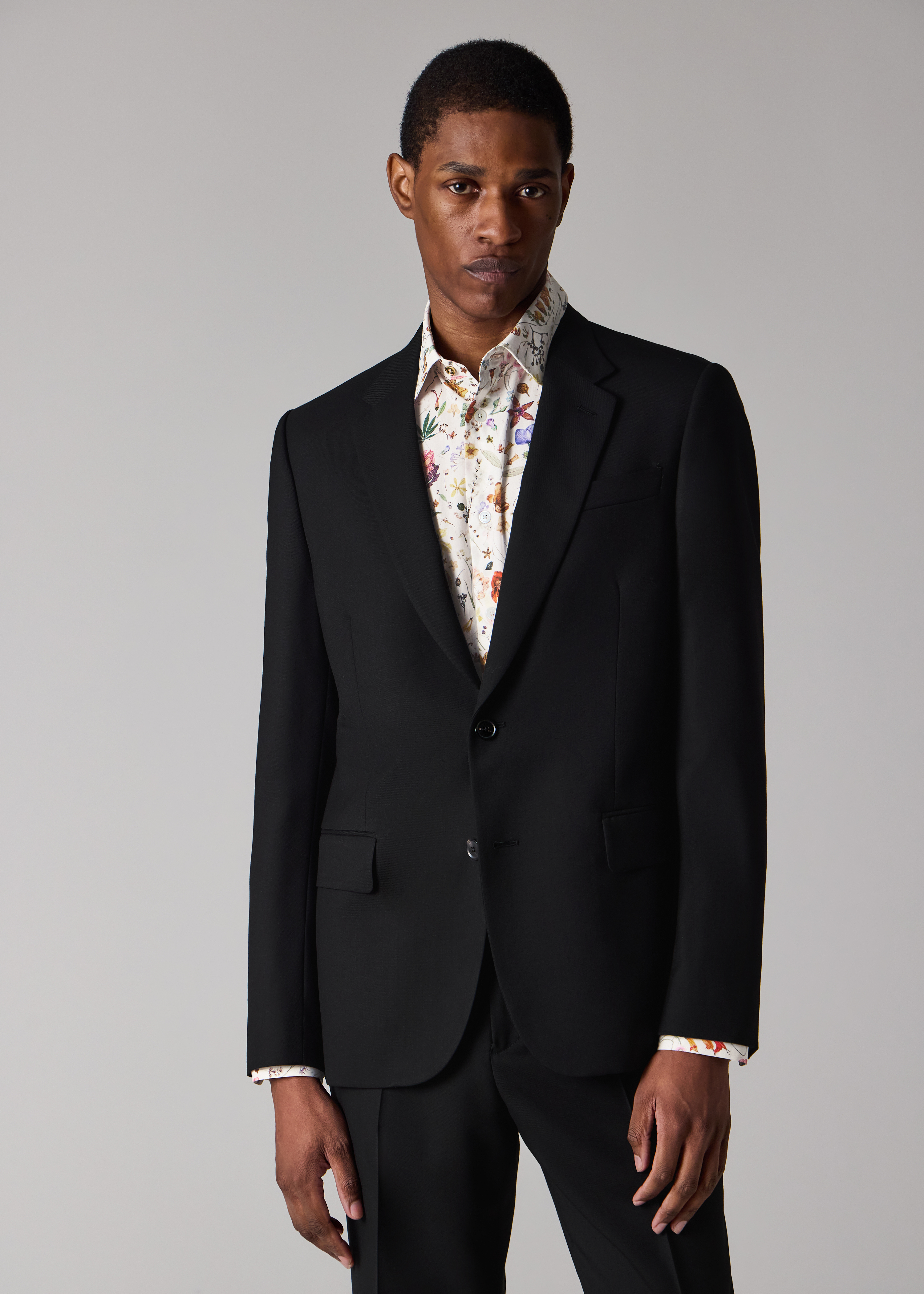 The Soho - Black Wool 'A Suit To Travel In' Two-Piece Suit thumbnail 4