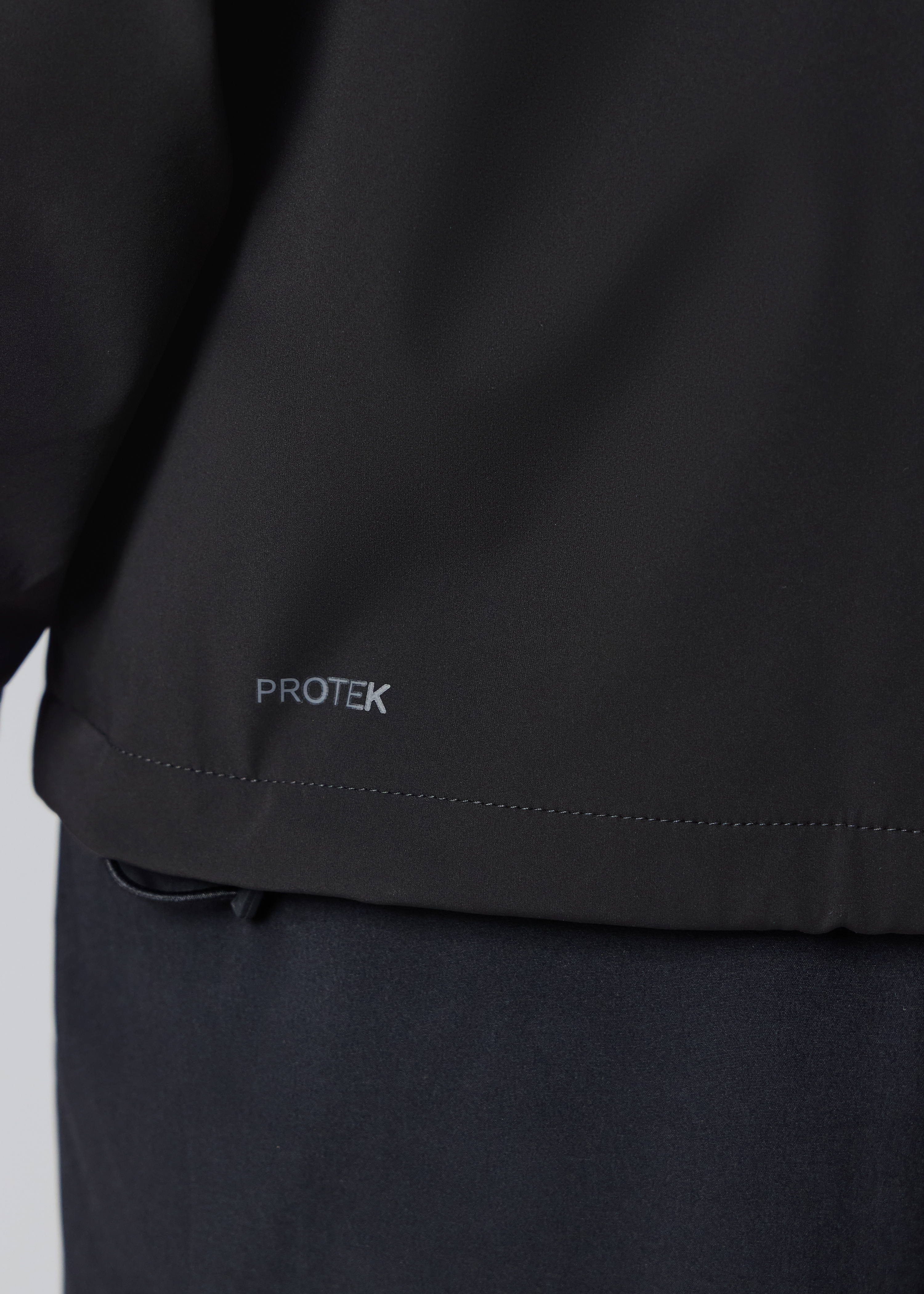 Paul Smith + Castore - Black Performance Lightweight Jacket thumbnail 11