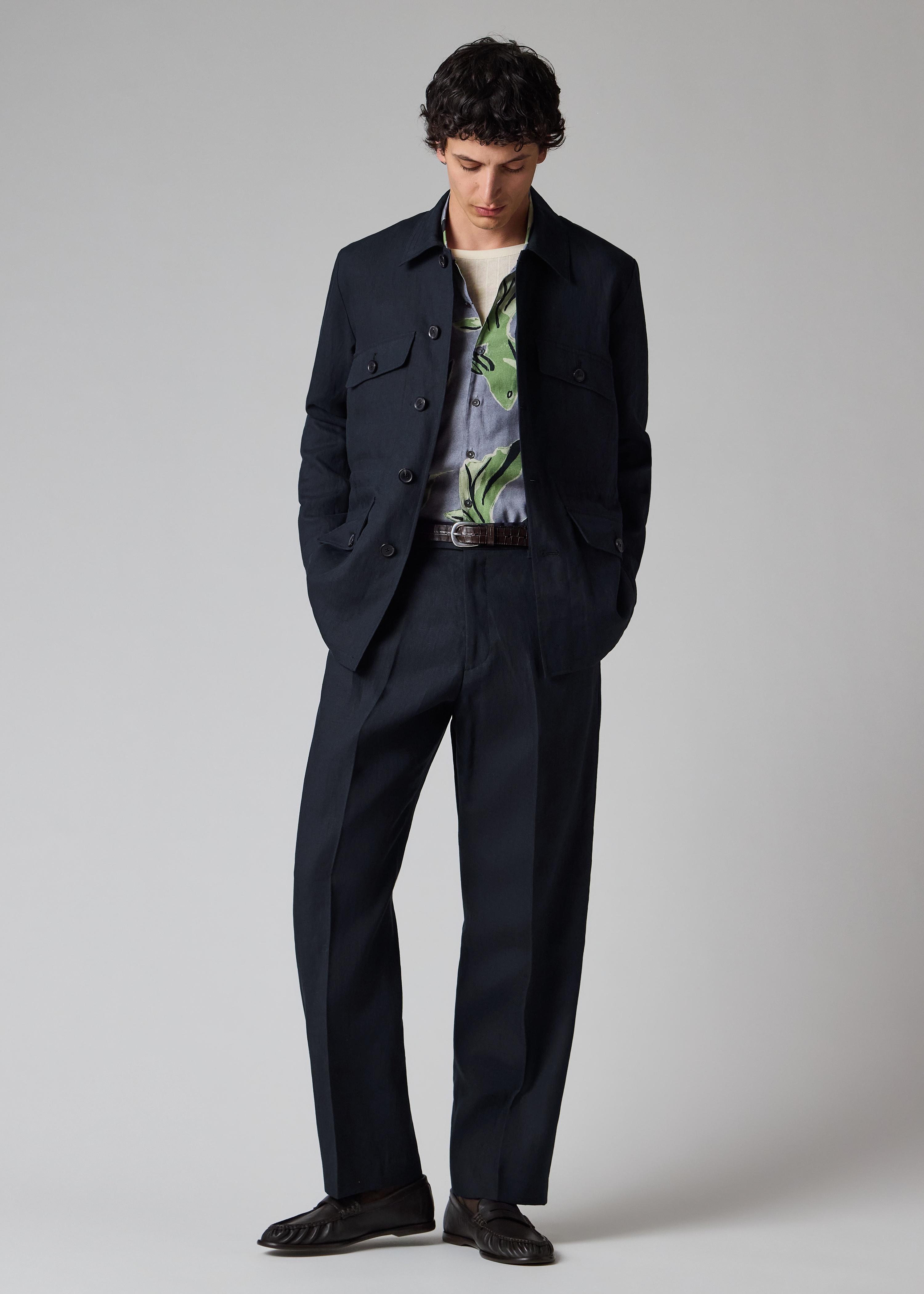 Relaxed-Fit Dark Navy Linen Trousers thumbnail 6