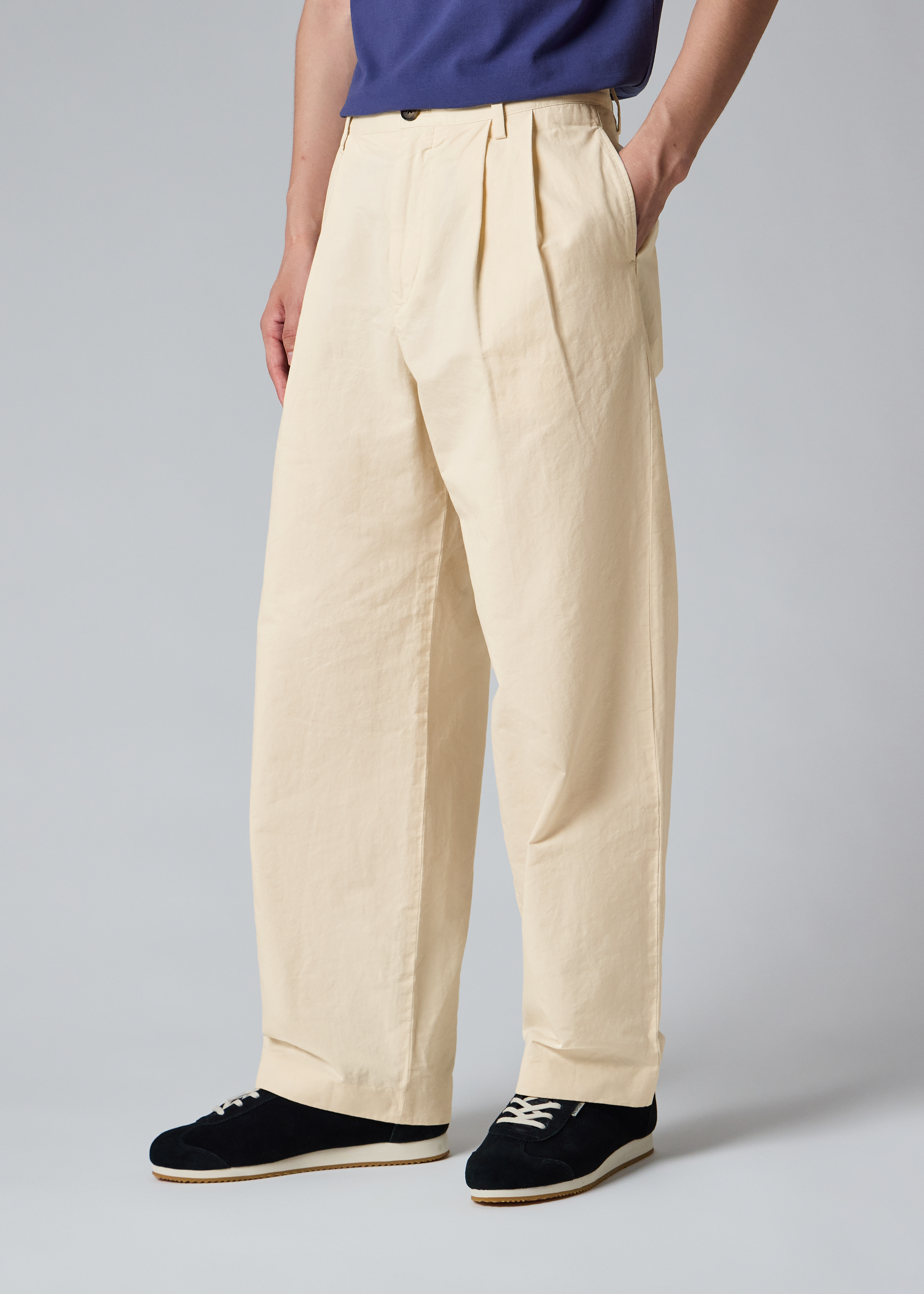 Ecru Cotton-Linen Double Pleat Trousers thumbnail 2