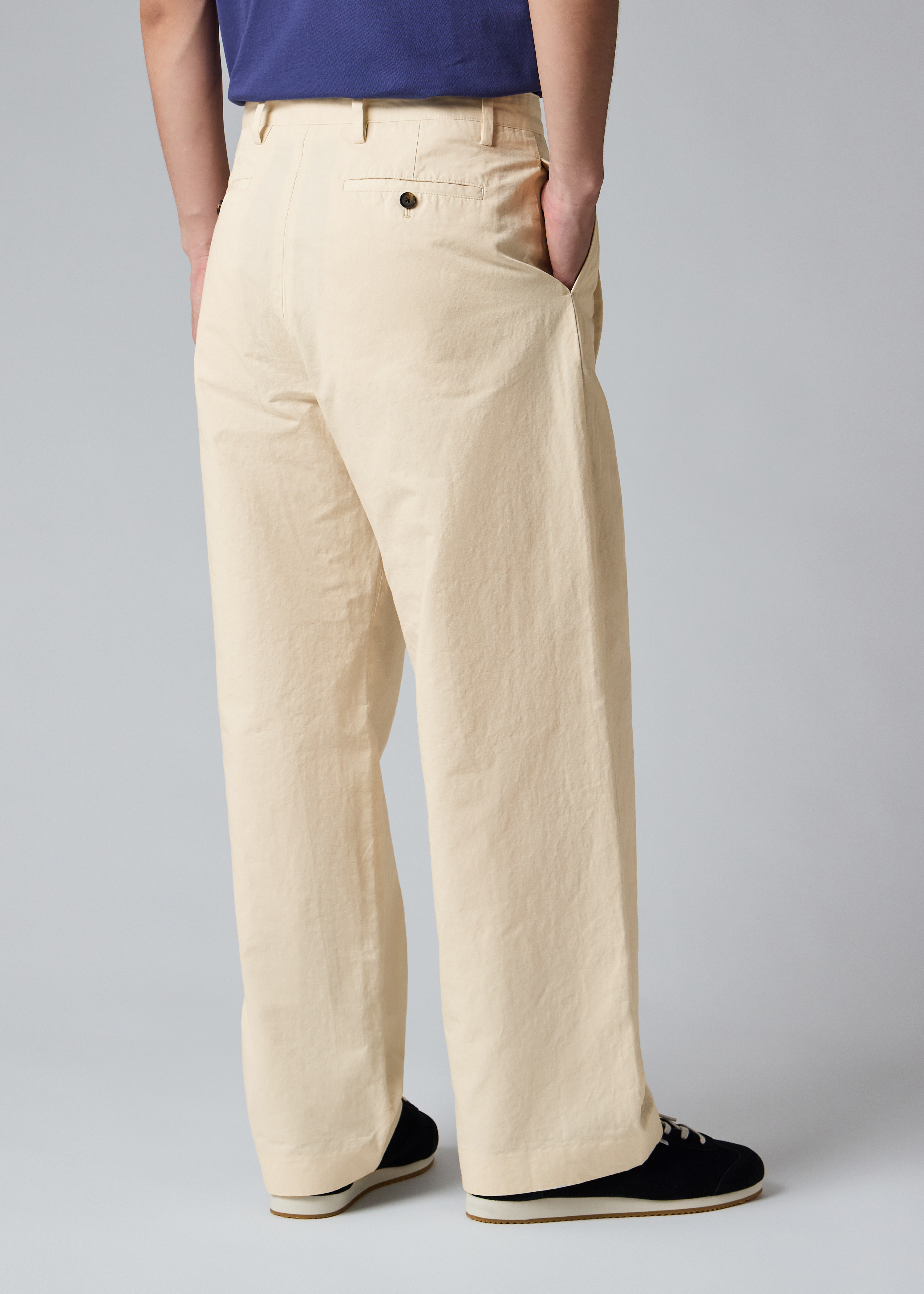 Ecru Cotton-Linen Double Pleat Trousers thumbnail 4