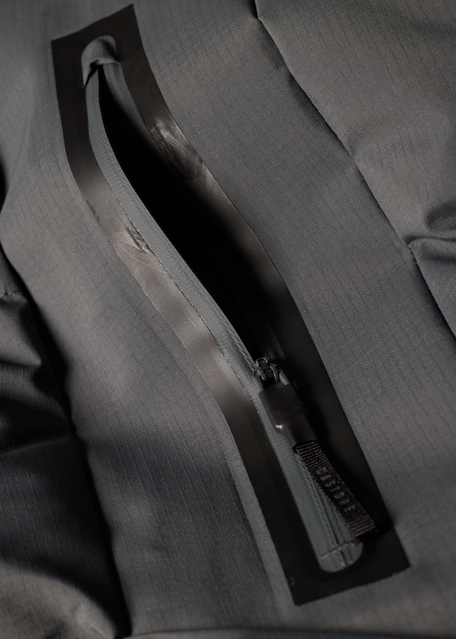 Paul Smith + Castore - Charcoal Technical Quilt Jacket thumbnail 7