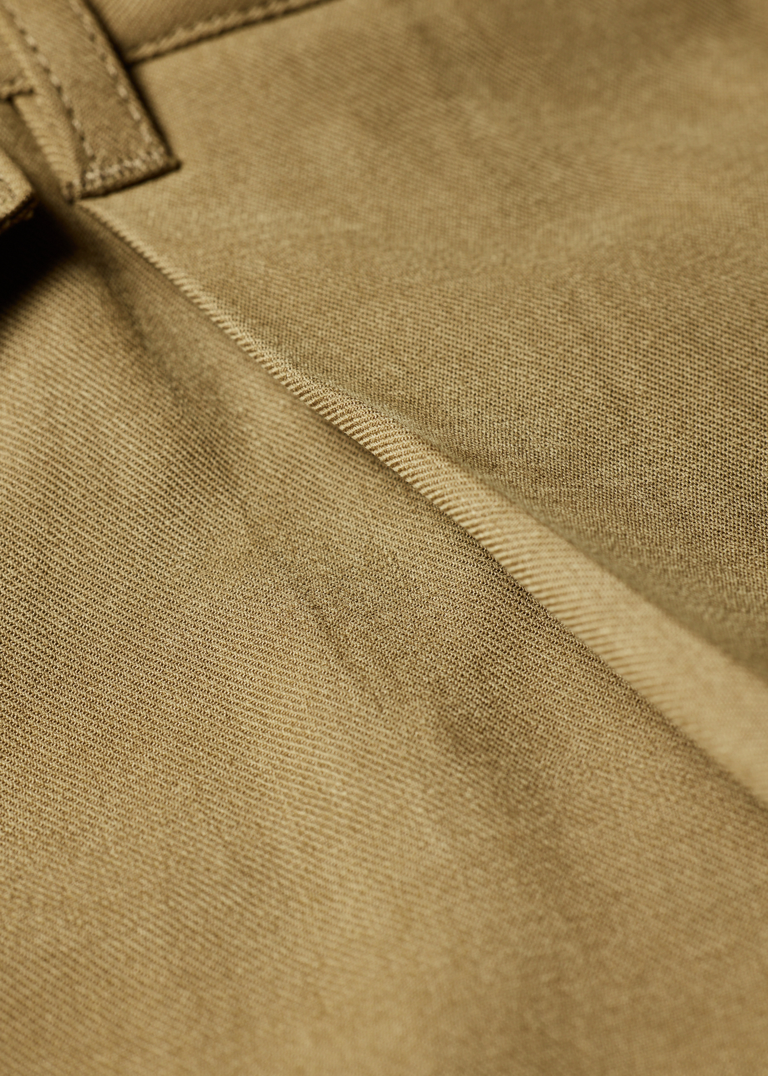 Relaxed-Fit Khaki Pleated Lyocell Trousers thumbnail 9