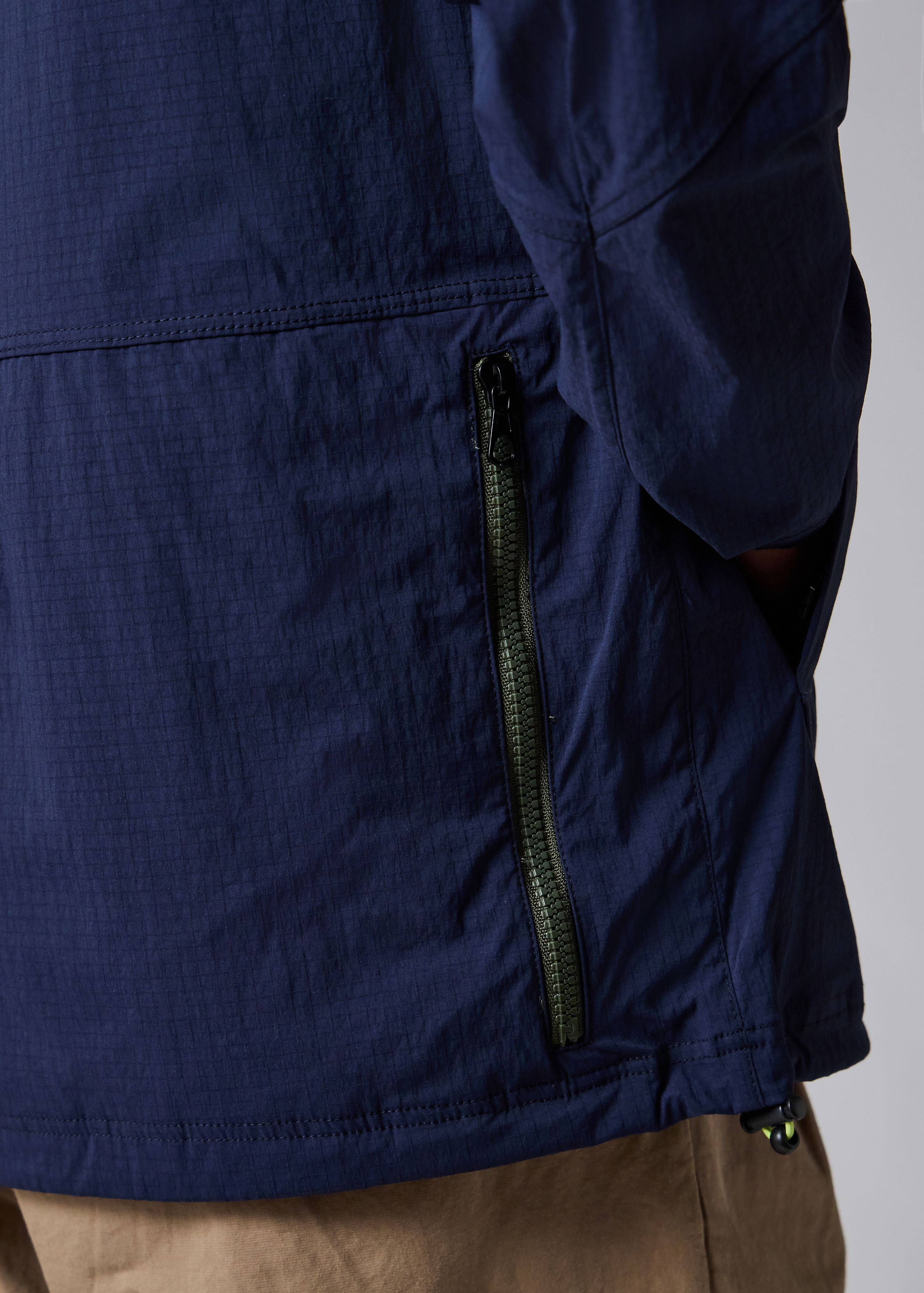 Navy Packable Showerproof Ripstop Jacket thumbnail 15