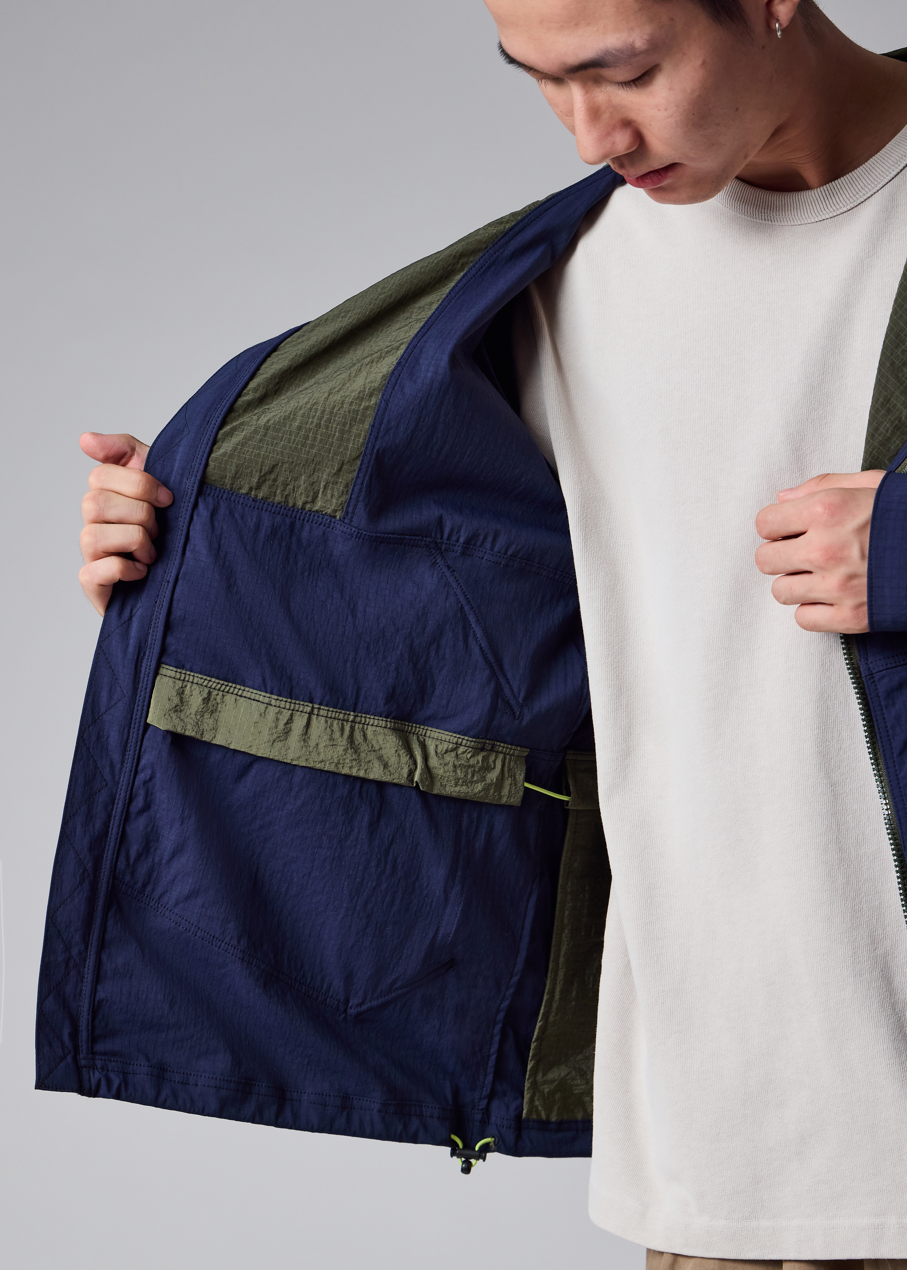 Navy Packable Showerproof Ripstop Jacket thumbnail 6
